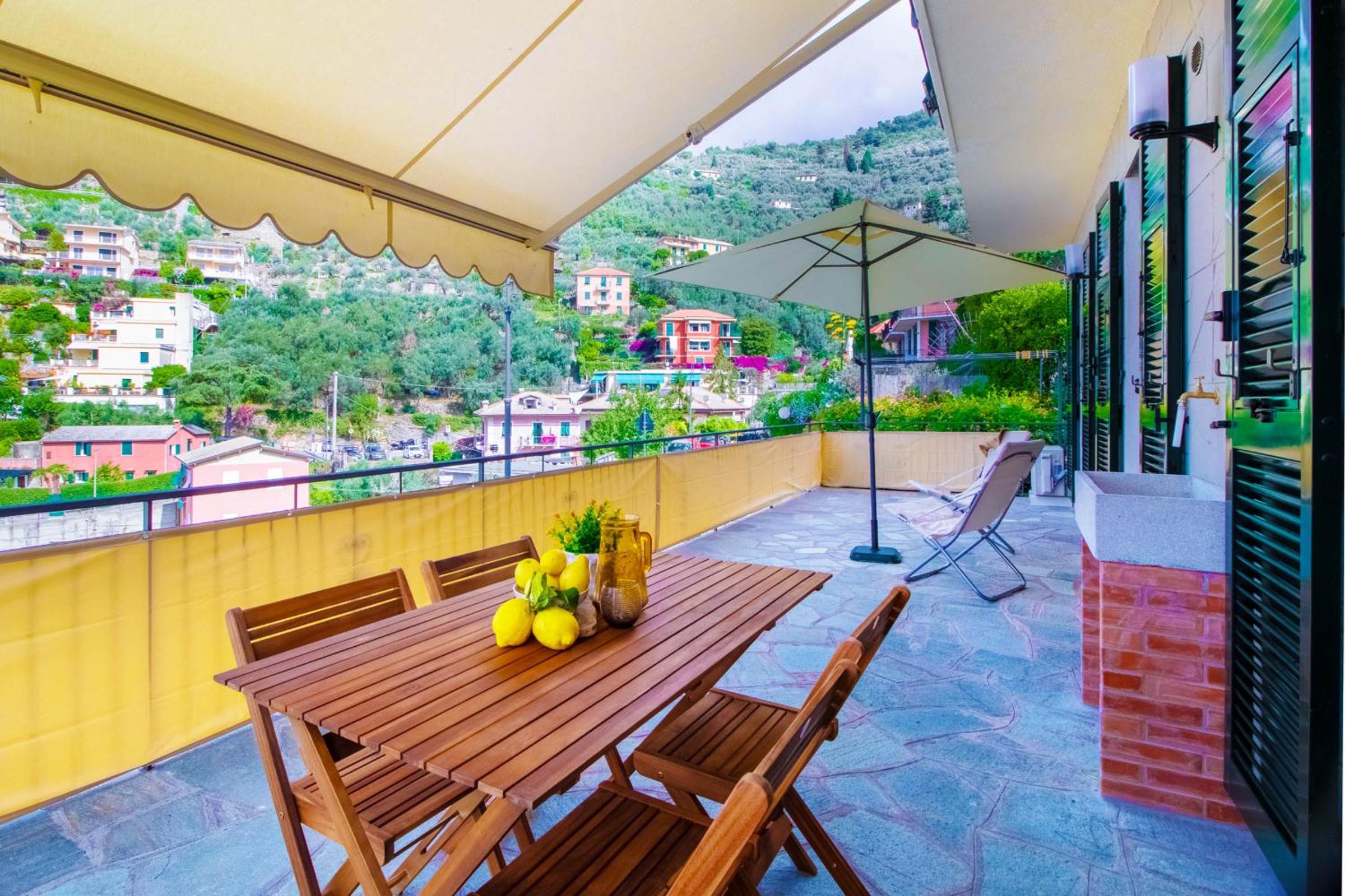 Apartment with Sea View photo 3