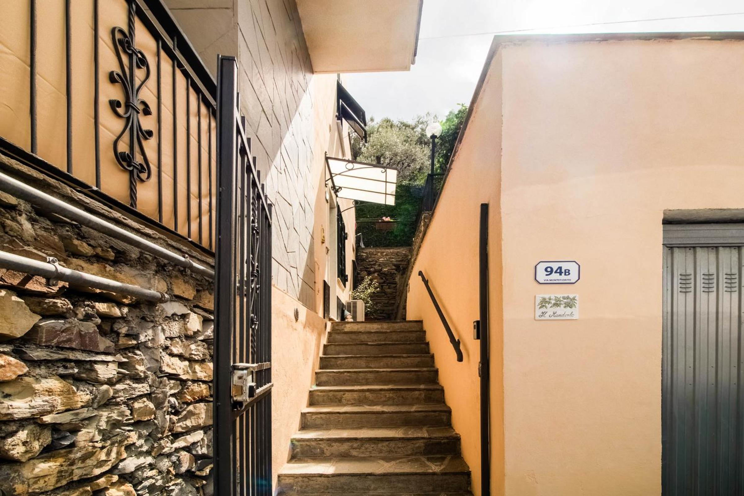Apartment with Sea View photo 2