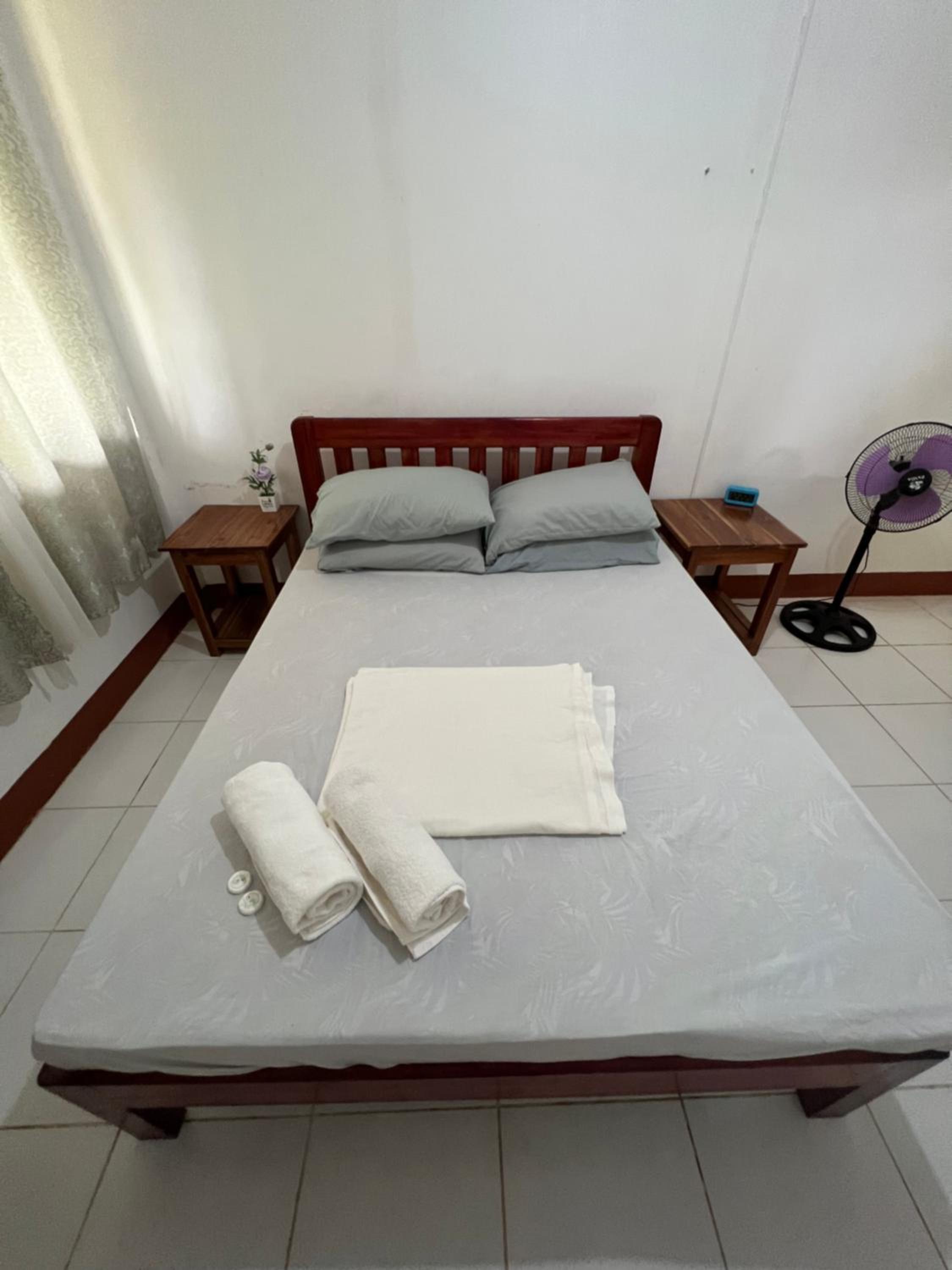 Queen Room - Photo 9