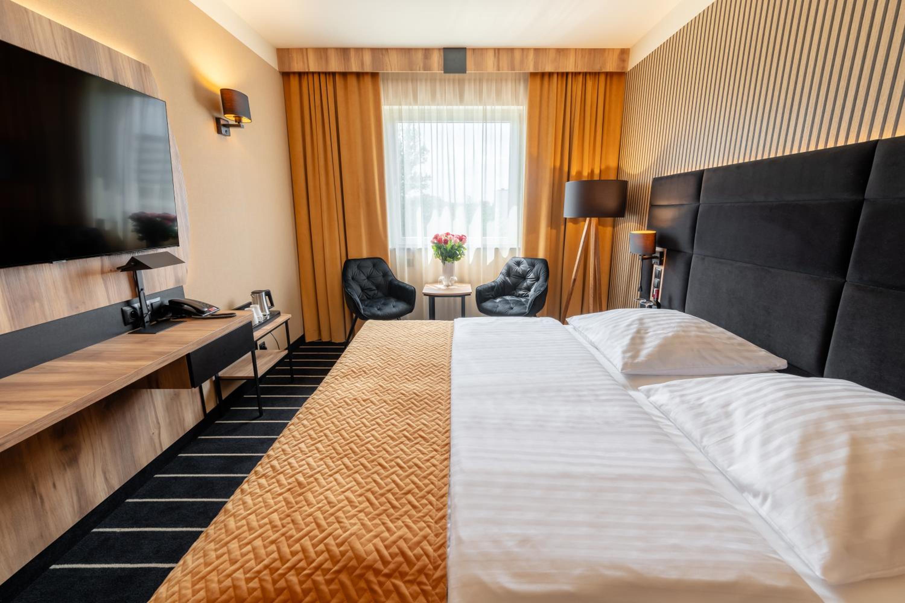 Business Double Room - Photo 5