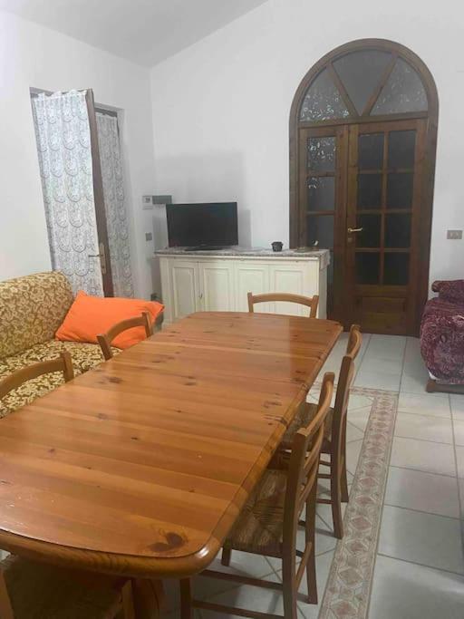One-Bedroom House photo 3