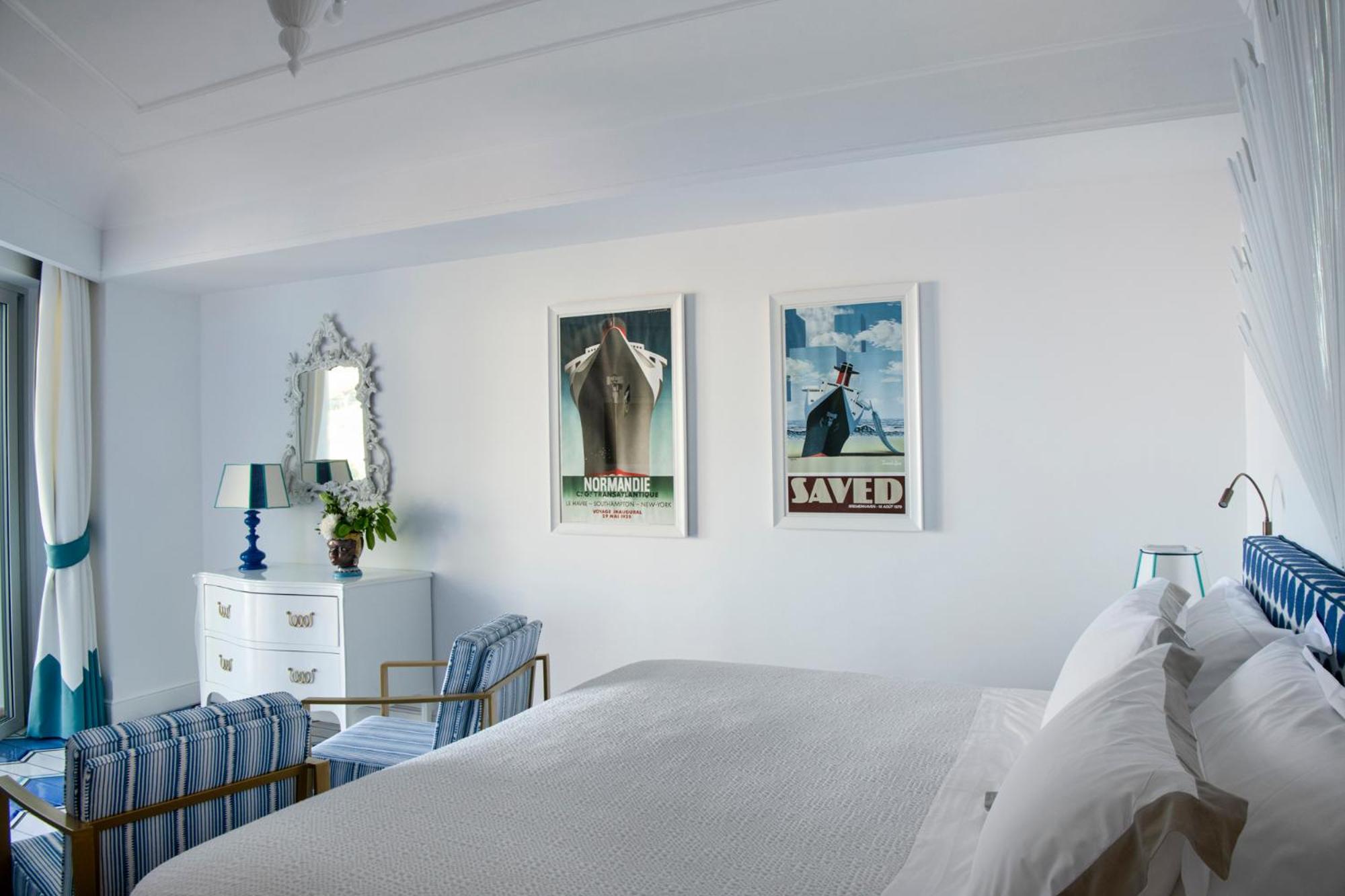 Classic Double or Twin Room with Terrace and Sea View