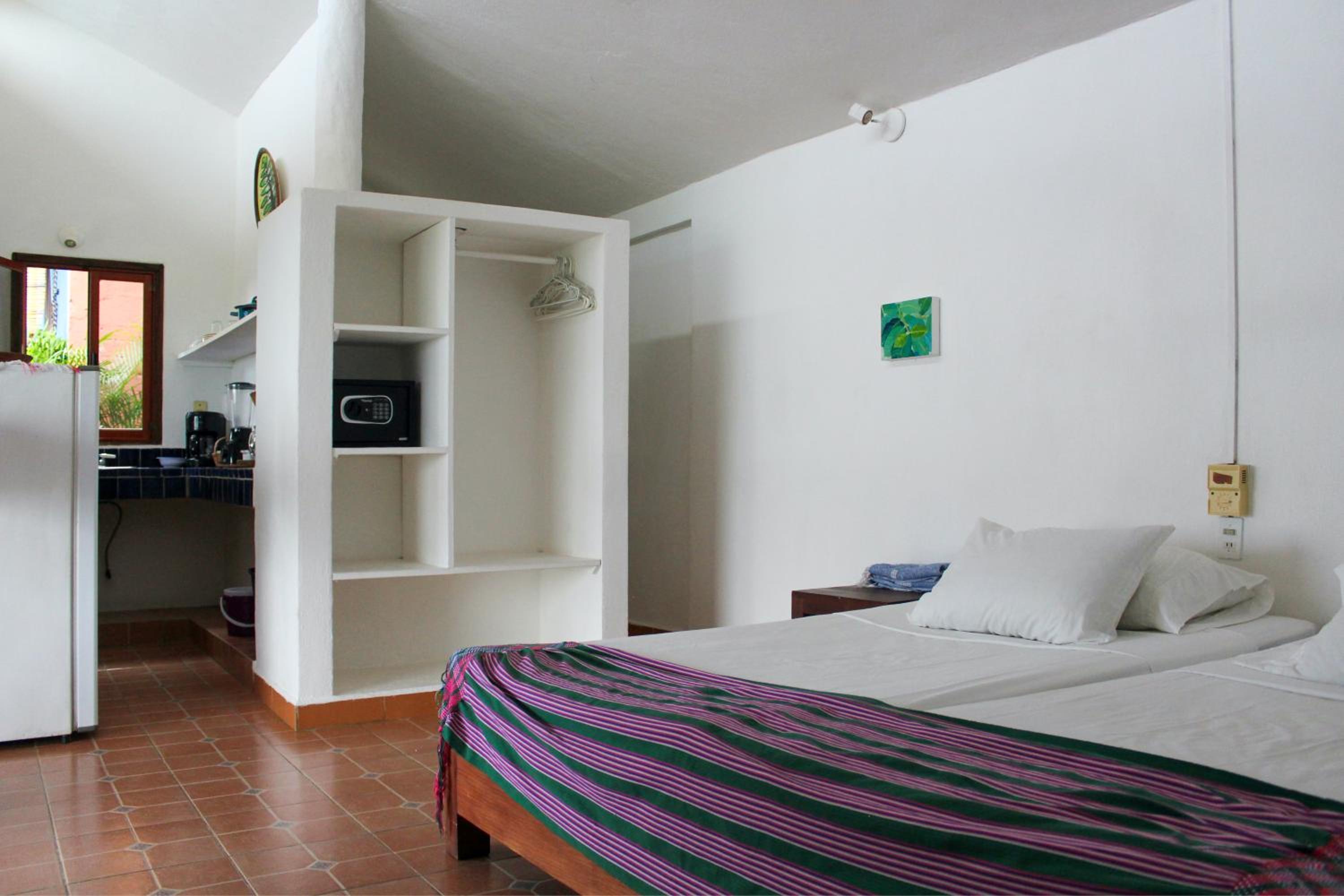 De Luxe Doppelzimmer mit Balkon und Meerblick