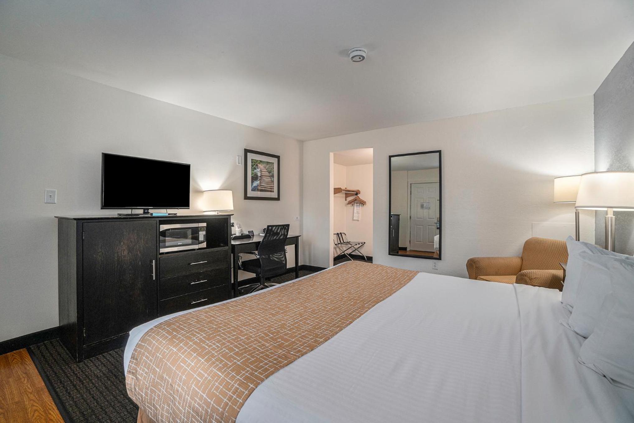 King Room - Second Floor/Non-Smoking - Photo 2