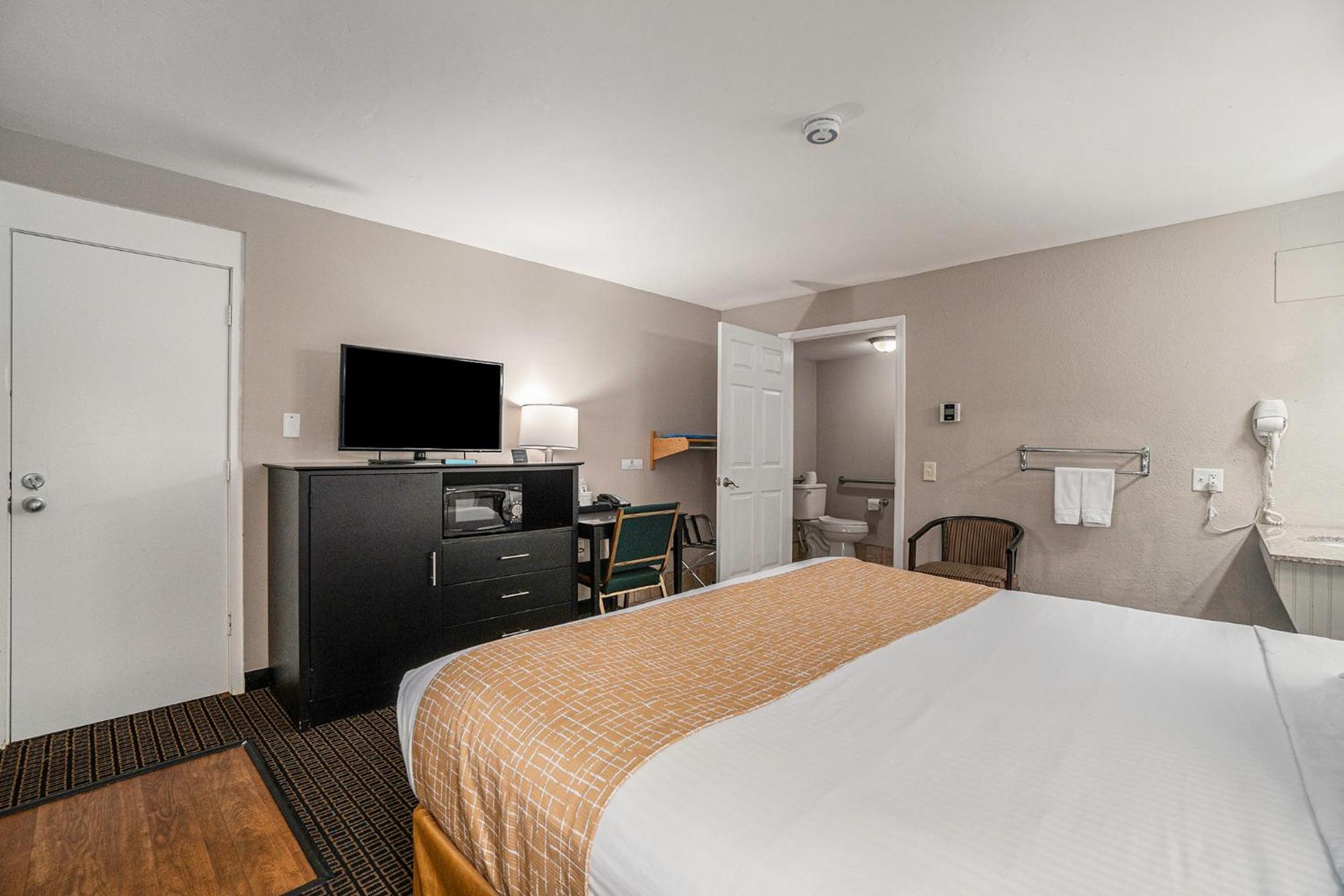 King Room - Mobility Access/Non-Smoking - Photo 5