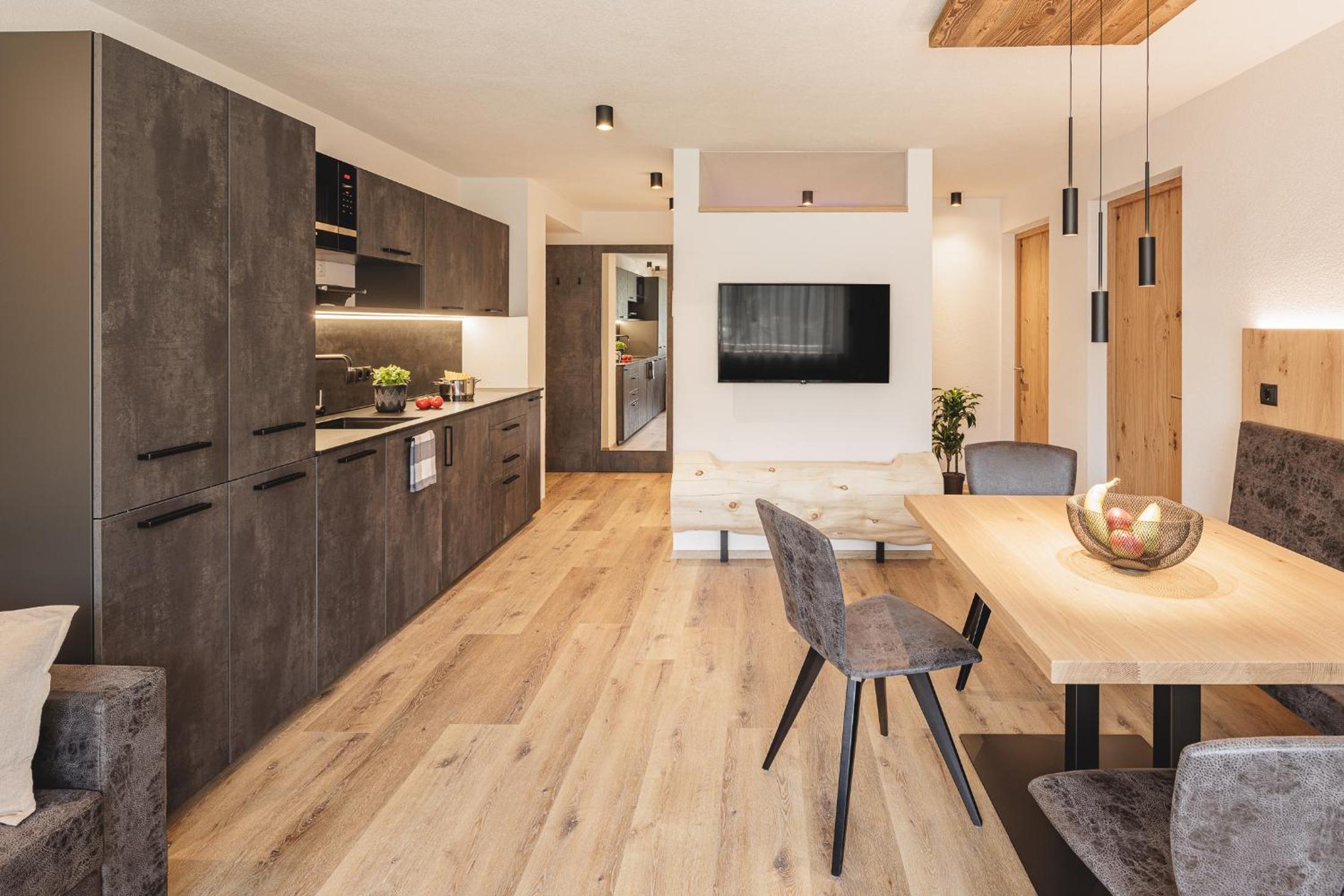 Two-Bedroom Deluxe Apartment with Garden View