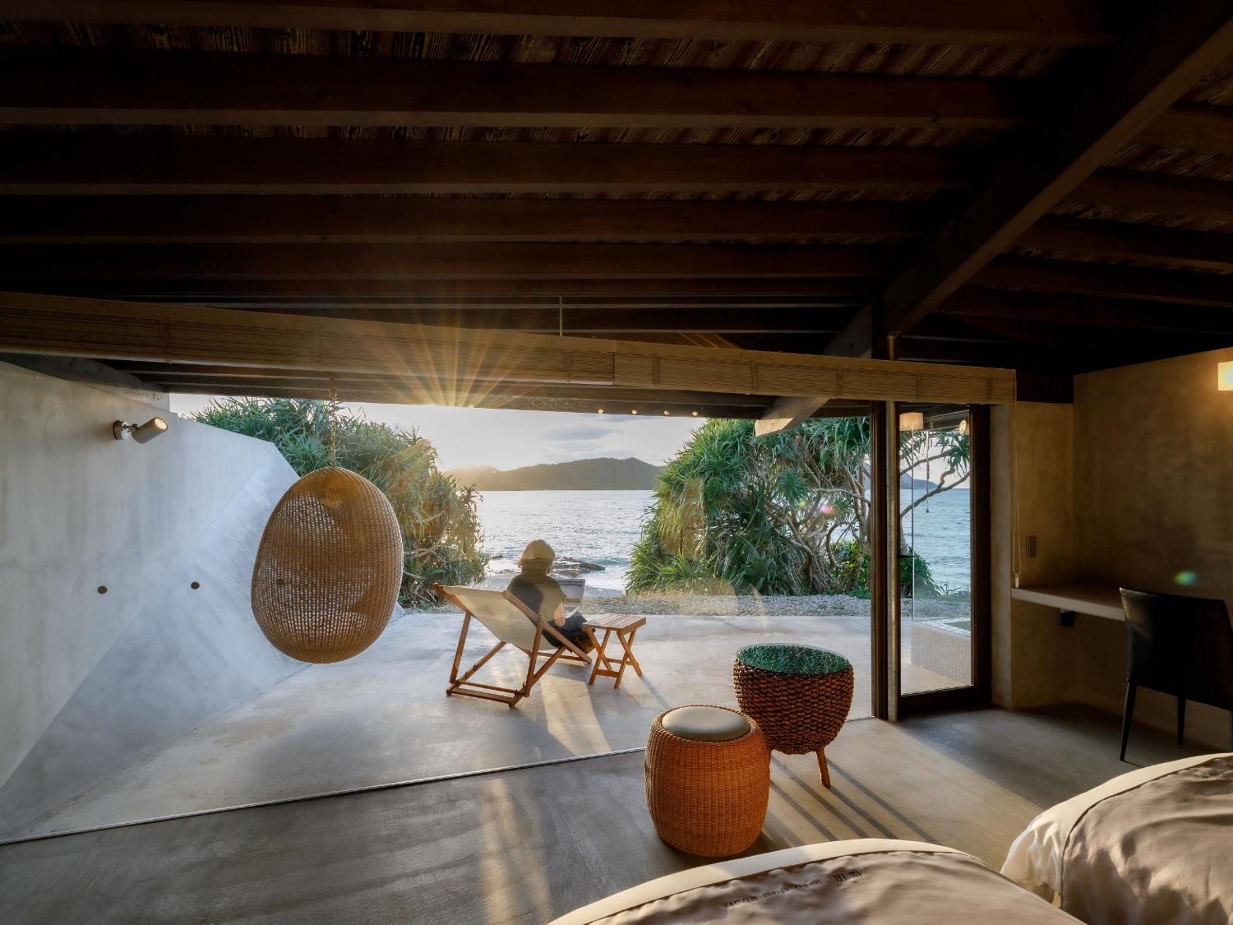 Villa - Photo 2