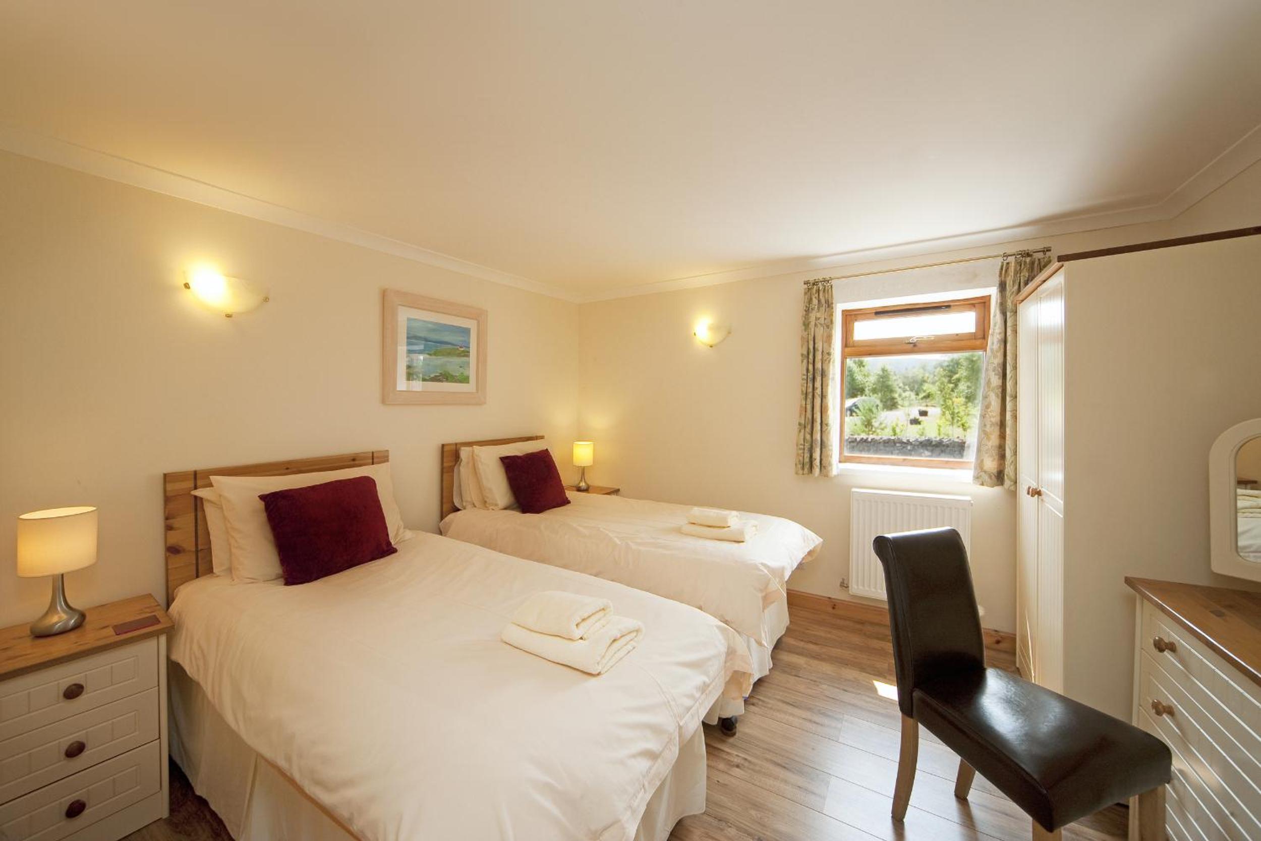 Three-Bedroom Cottage - MacKinnon