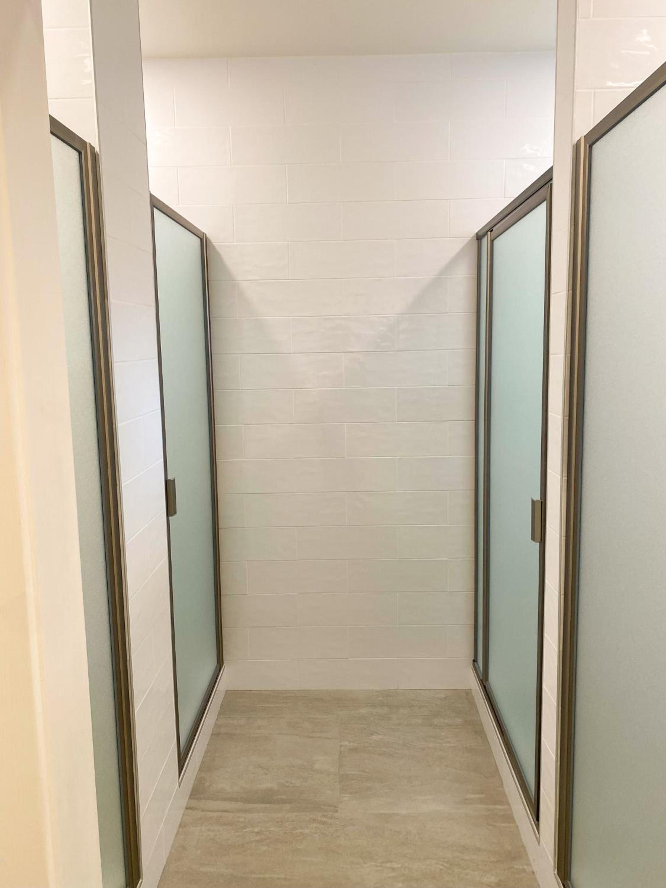 Double Room with Shared Bathroom photo 3