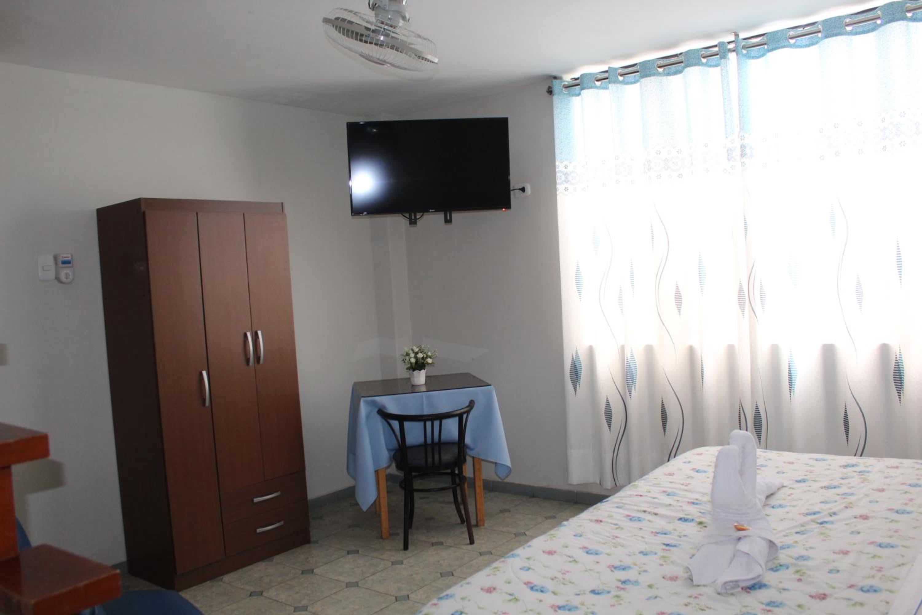 King Suite with Spa Bath photo 2