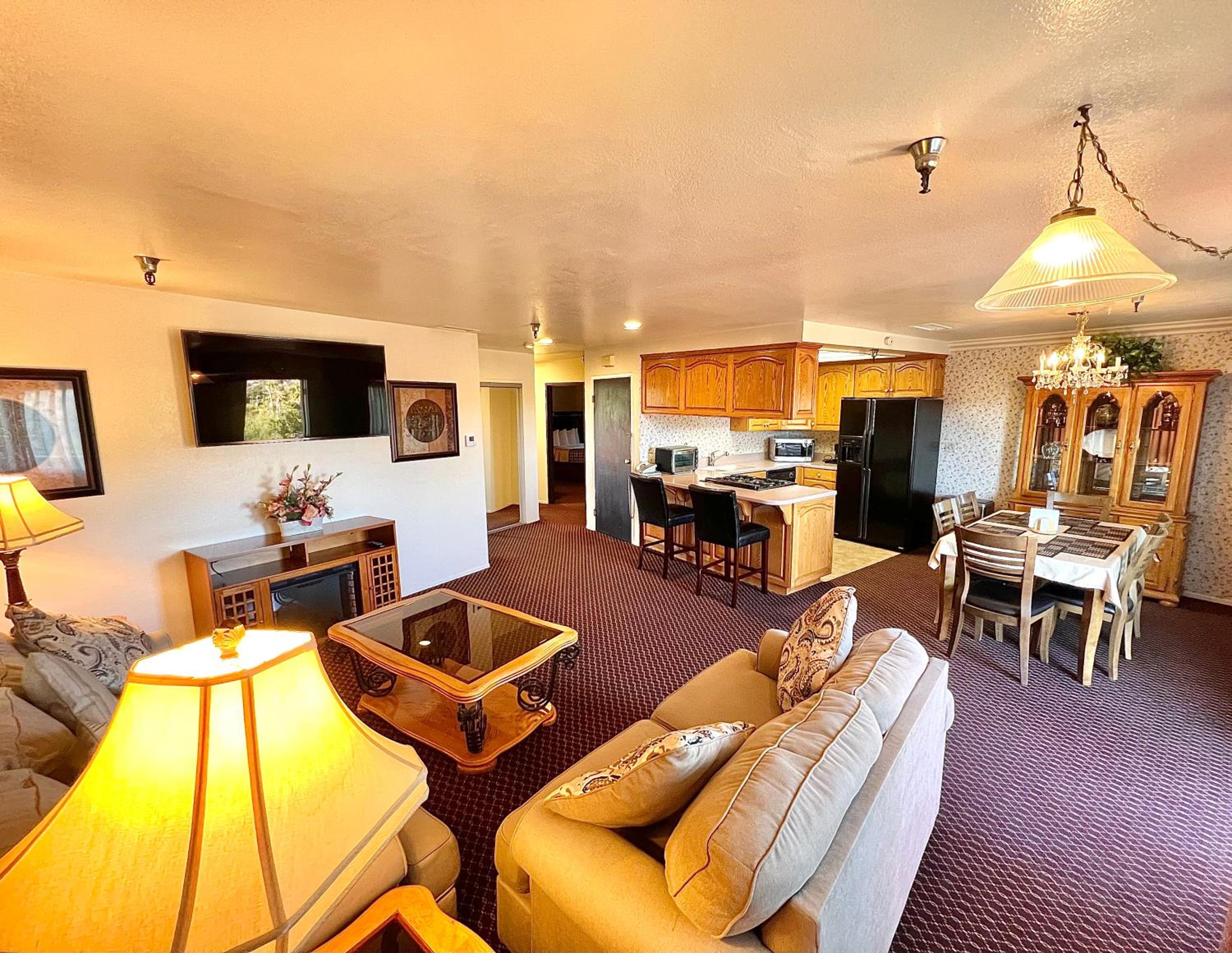 Two-Bedroom Suite - Photo 1