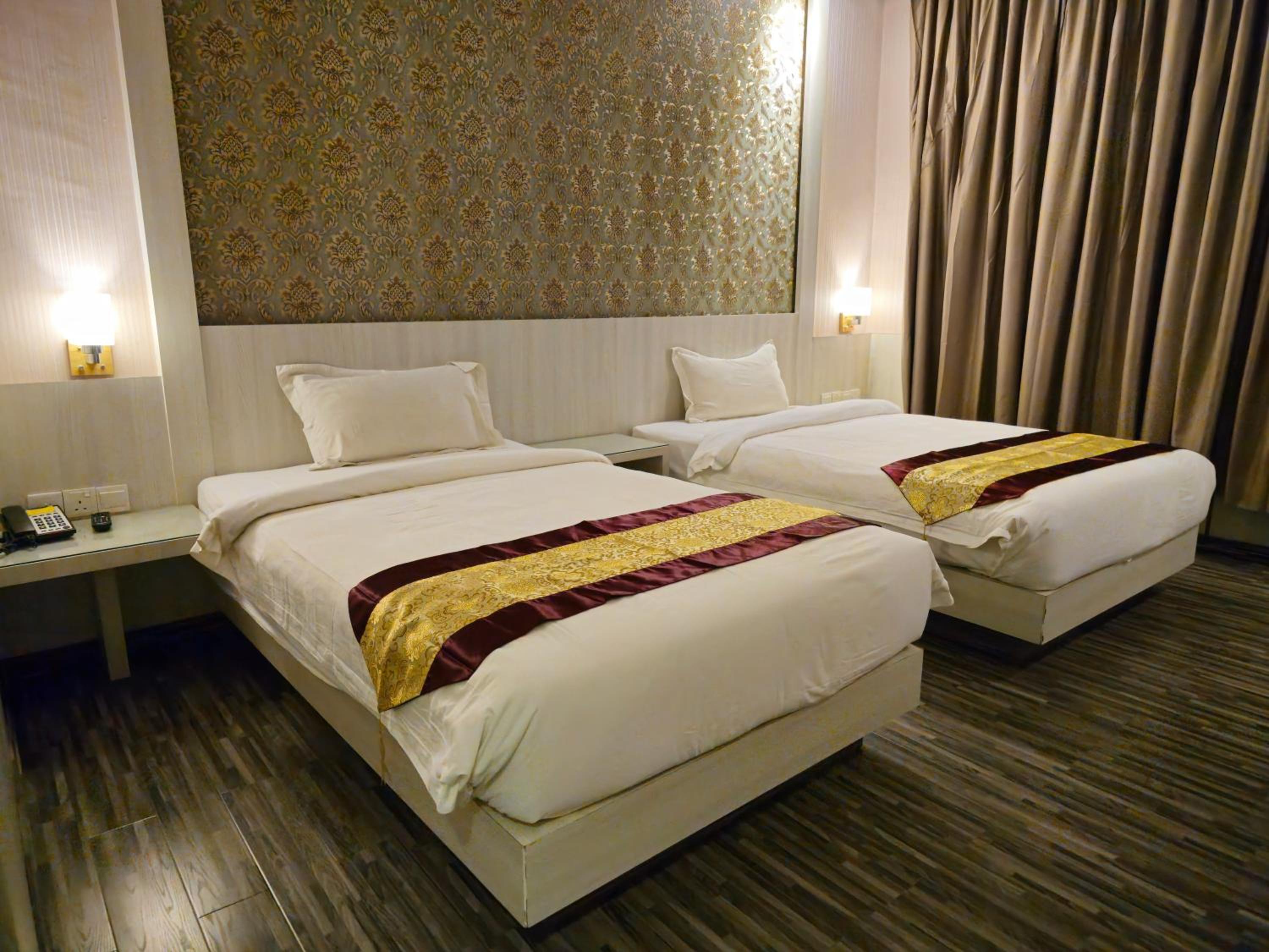 Deluxe Twin Room photo 1