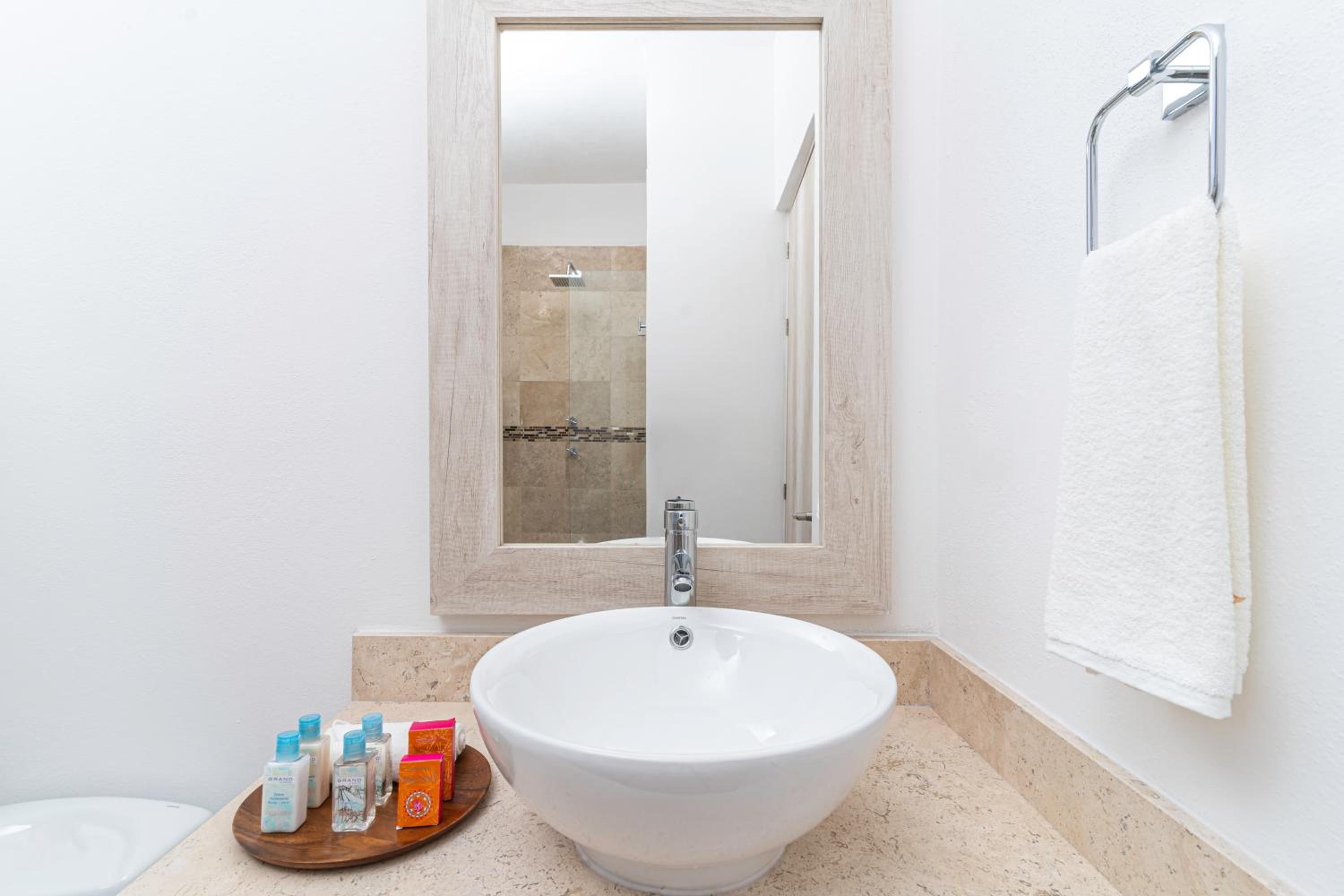 Apartment - Photo 13