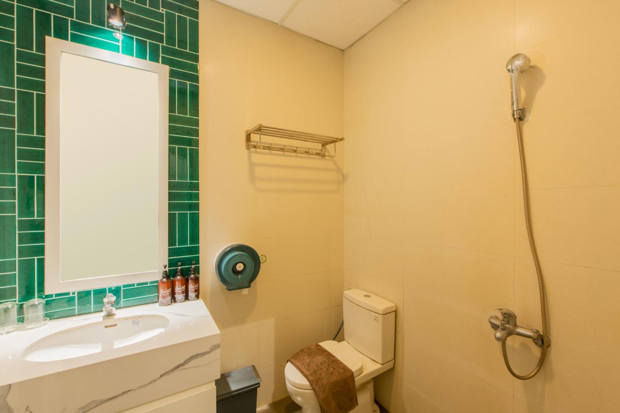 Standard Double or Twin Room photo 3