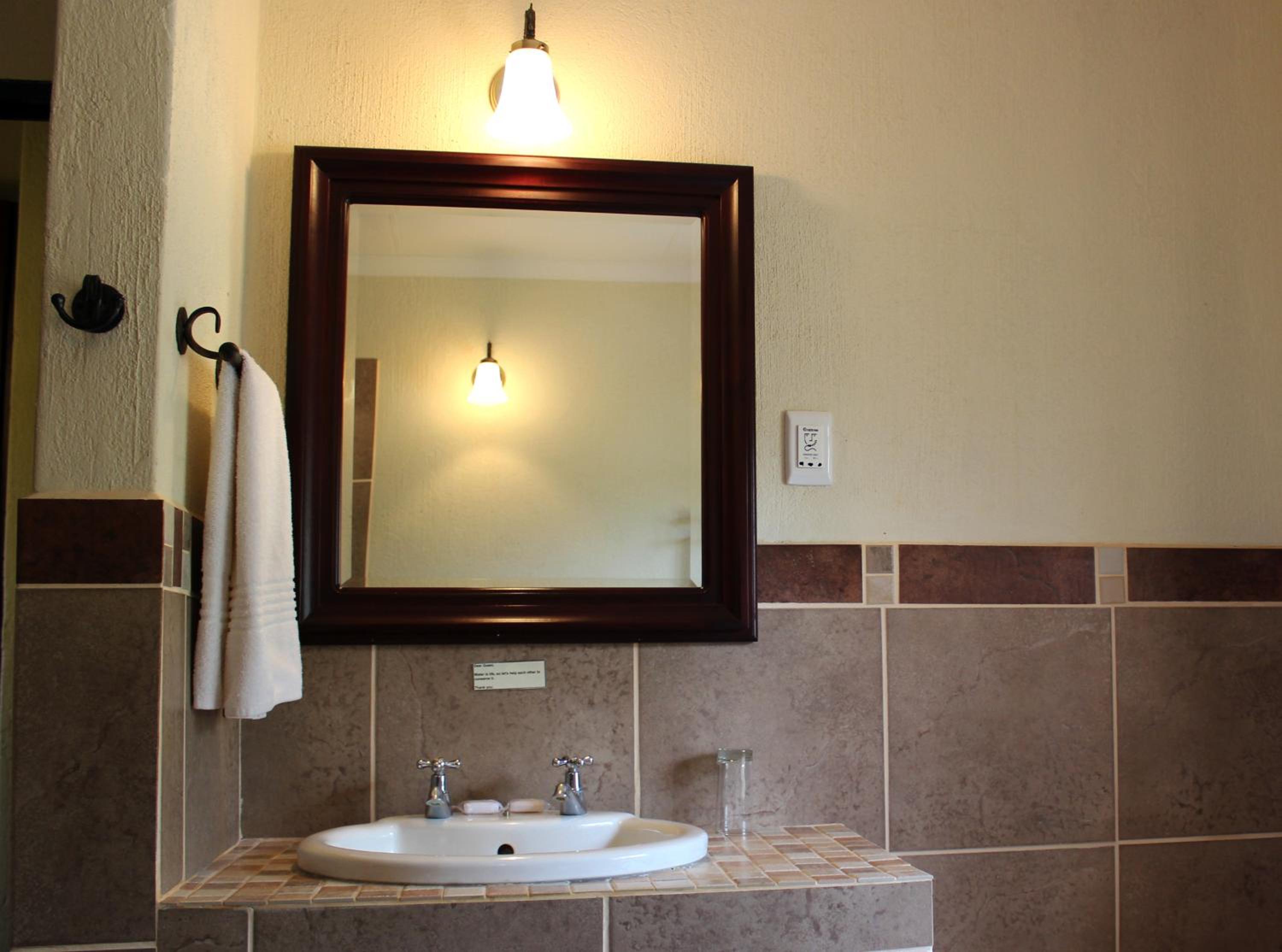 Deluxe Double Room - Photo 8