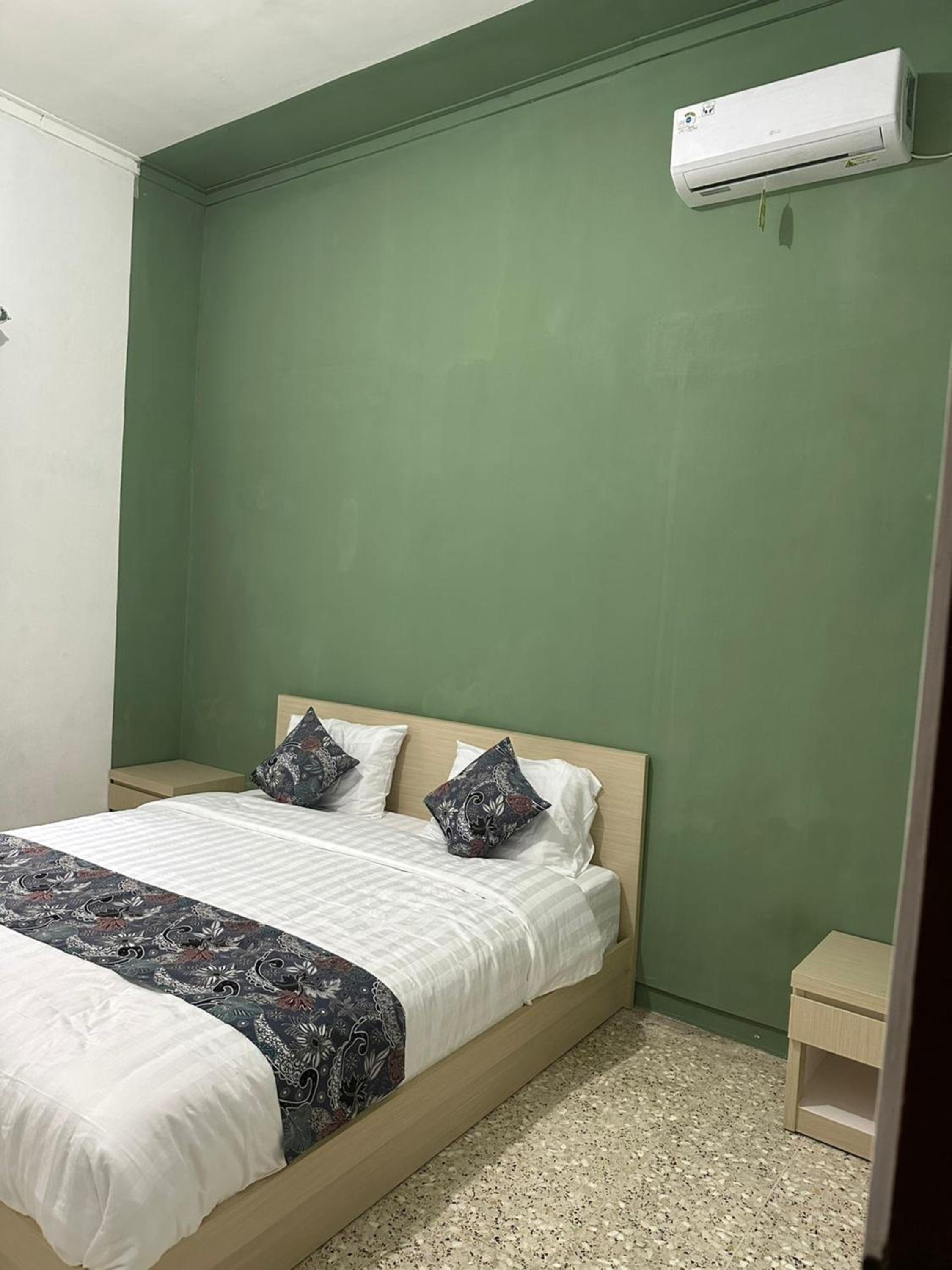 Three-Bedroom House photo 1