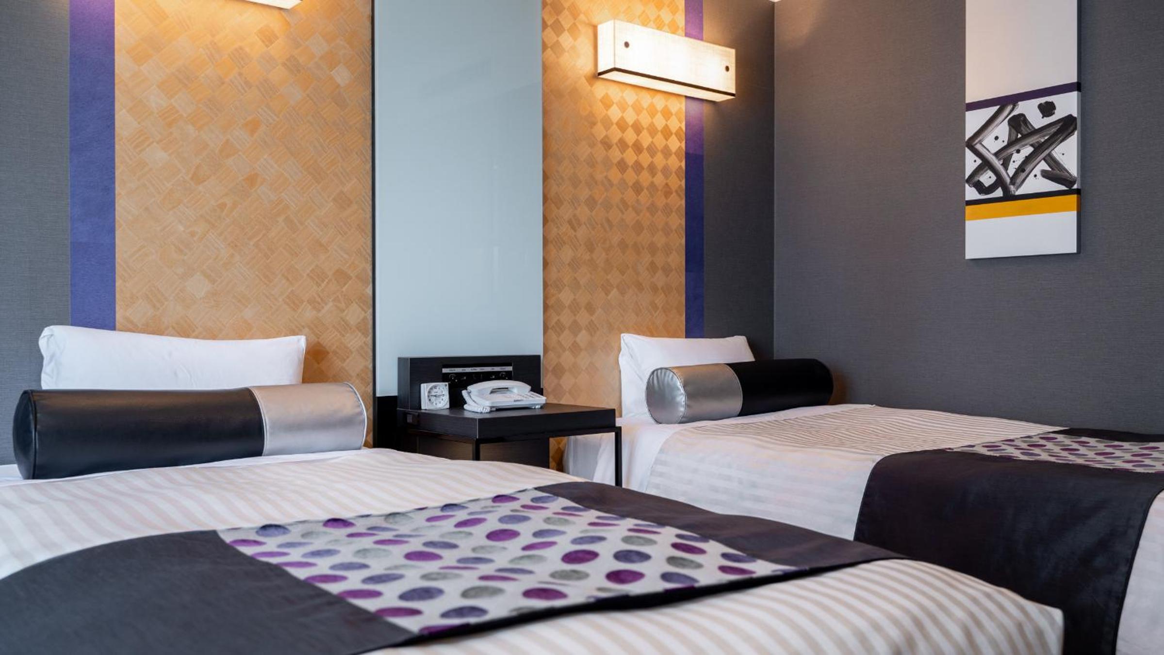 Premium Twin Room - Non-Smoking photo 3