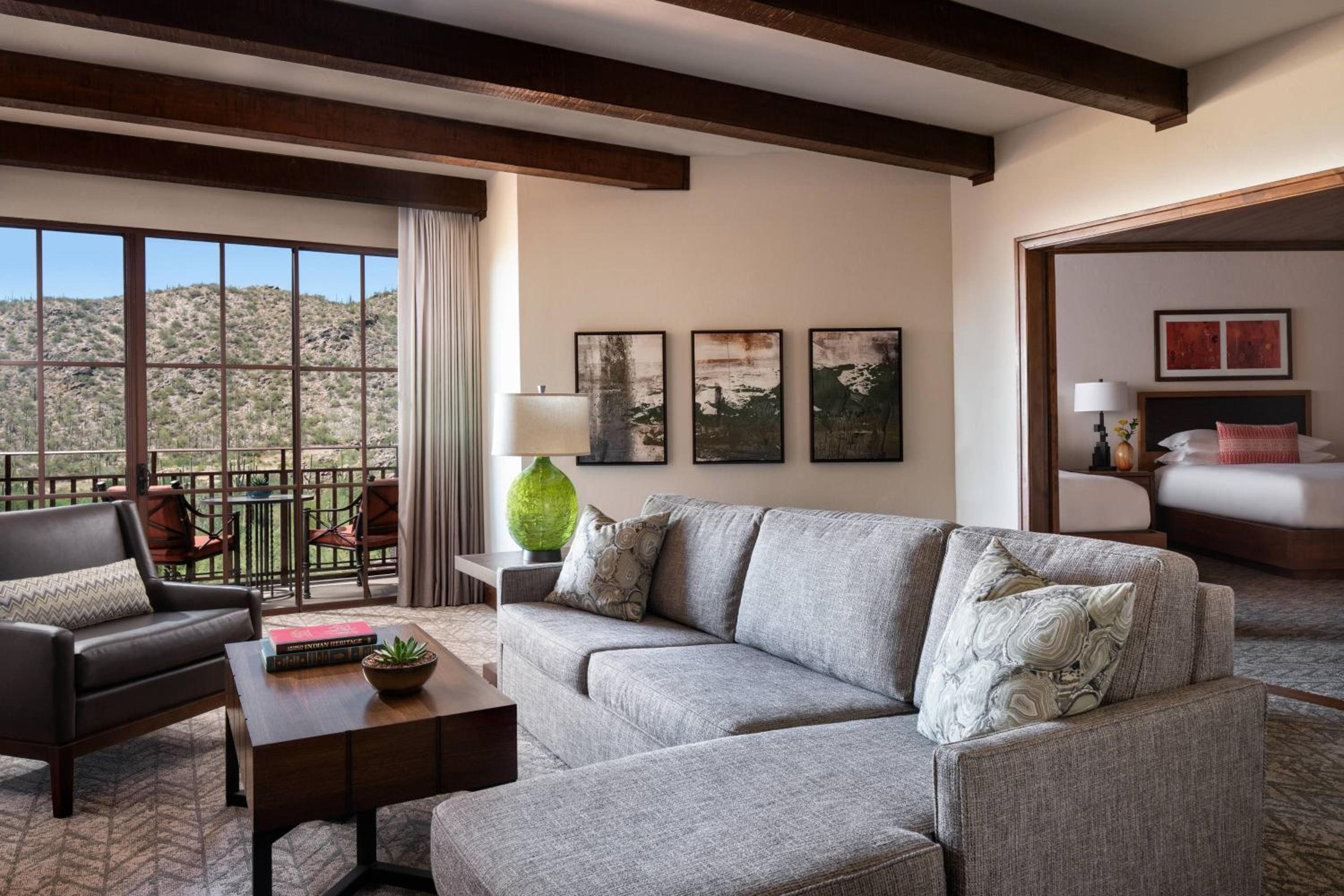 1 Bedroom Executive Suite, 2 Queen, Balcony