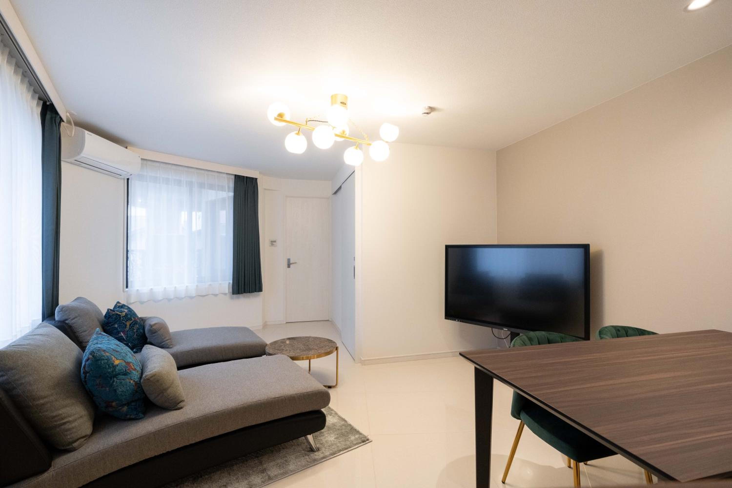 Two-Bedroom Apartment photo 2