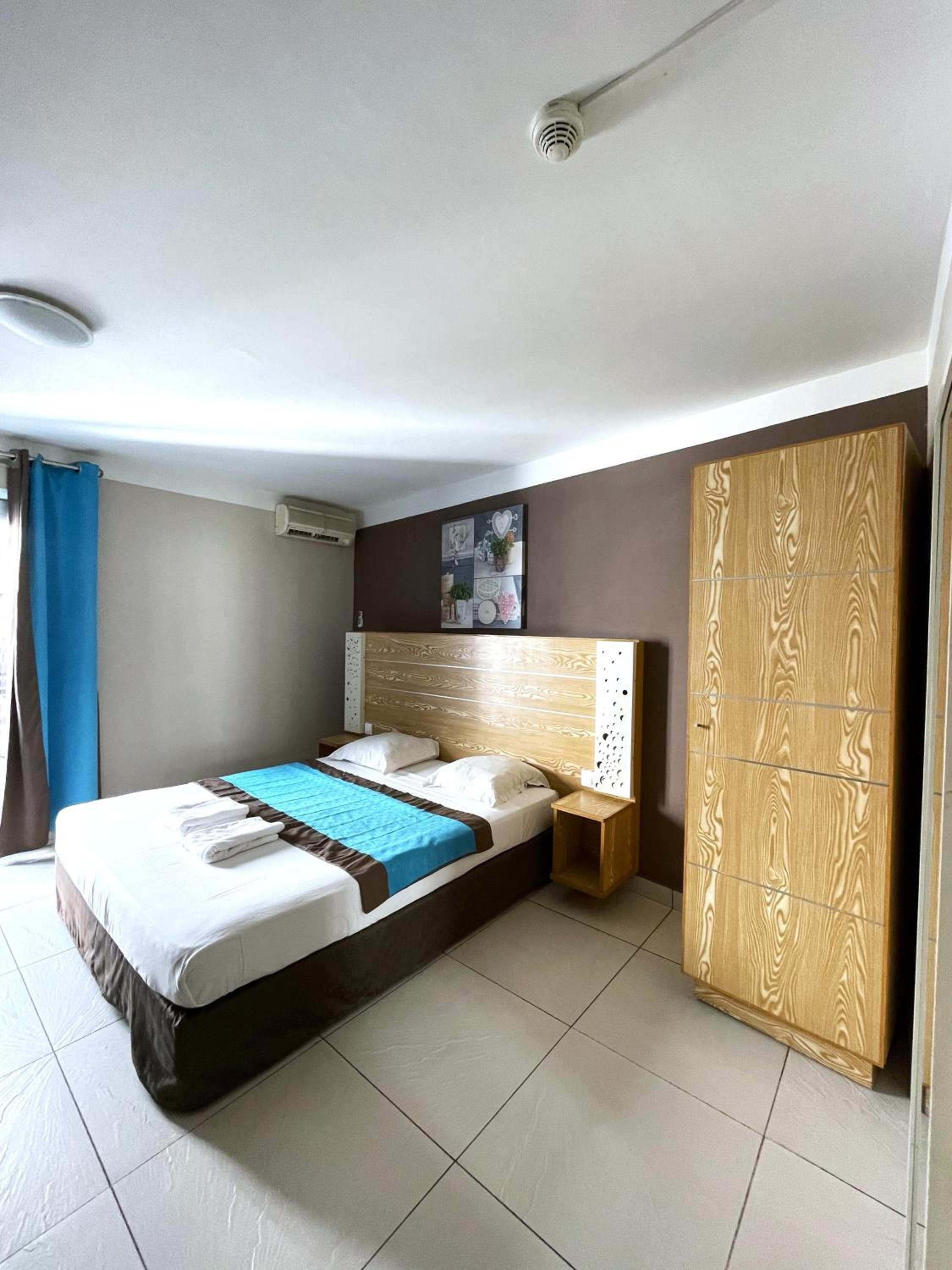 Double Room - Photo 5