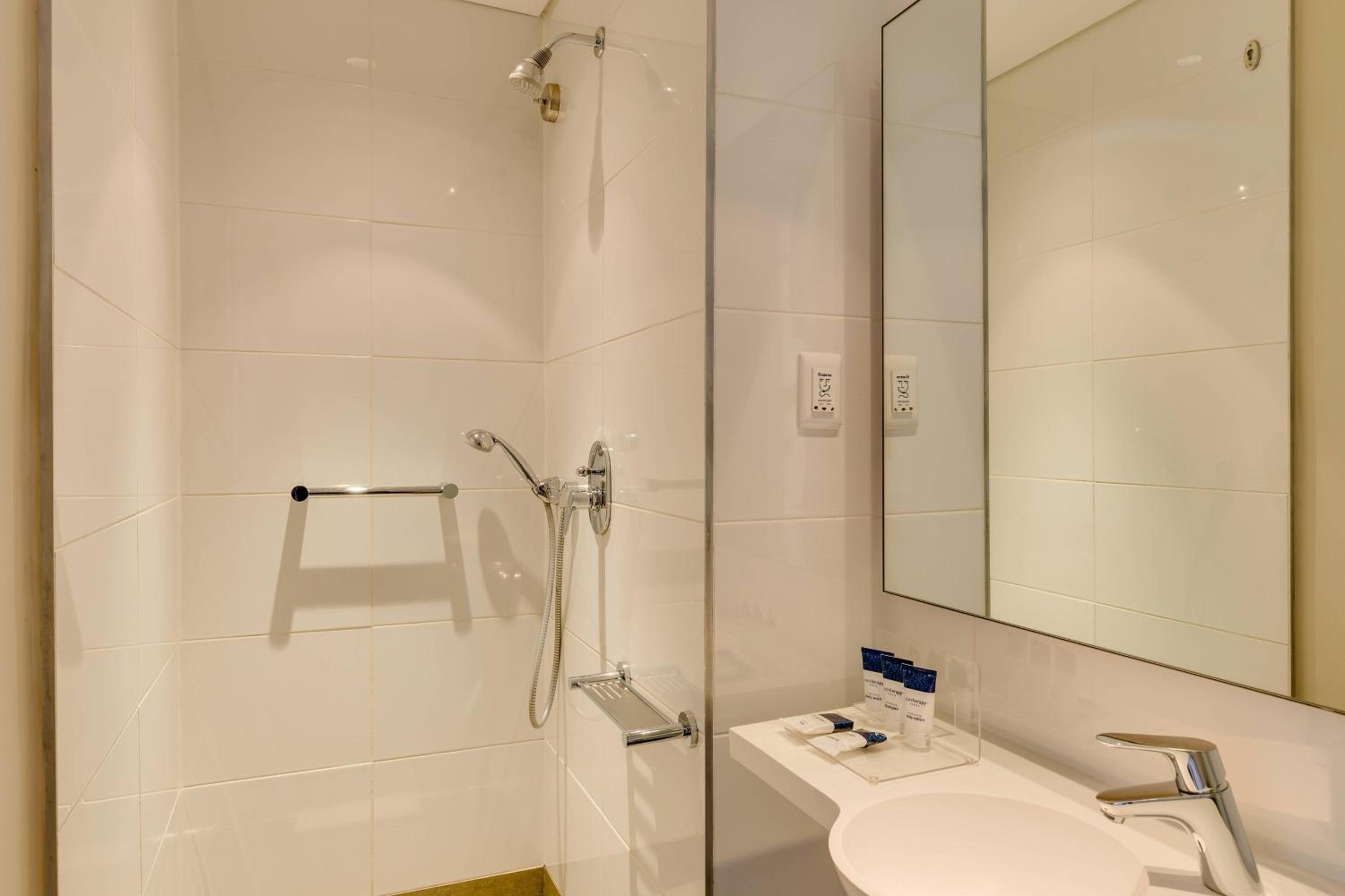 2 Bedroom Guest Room, 2 Double Beds - Photo 4