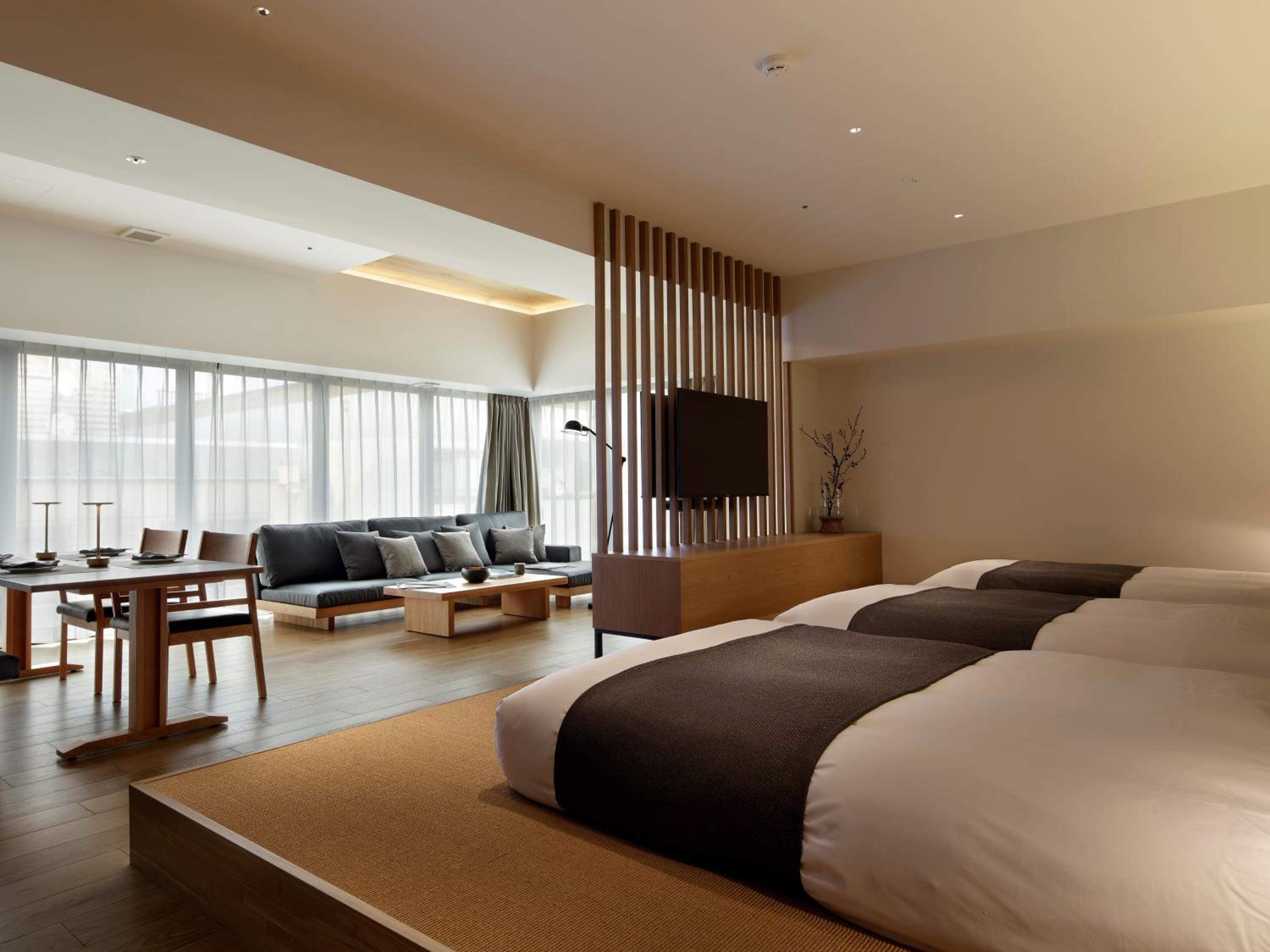 Superior Suite C photo 1