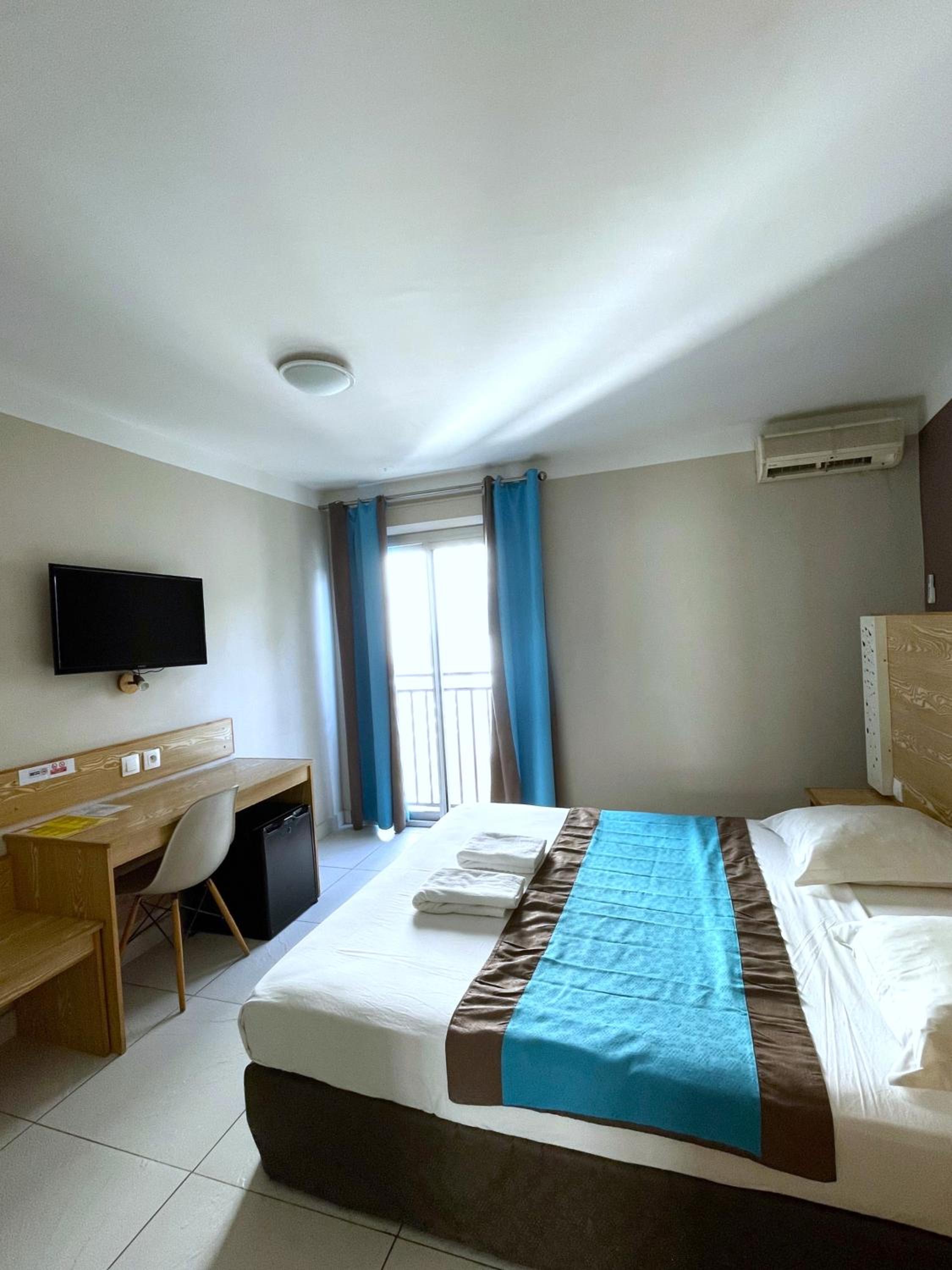 Double Room - Photo 4