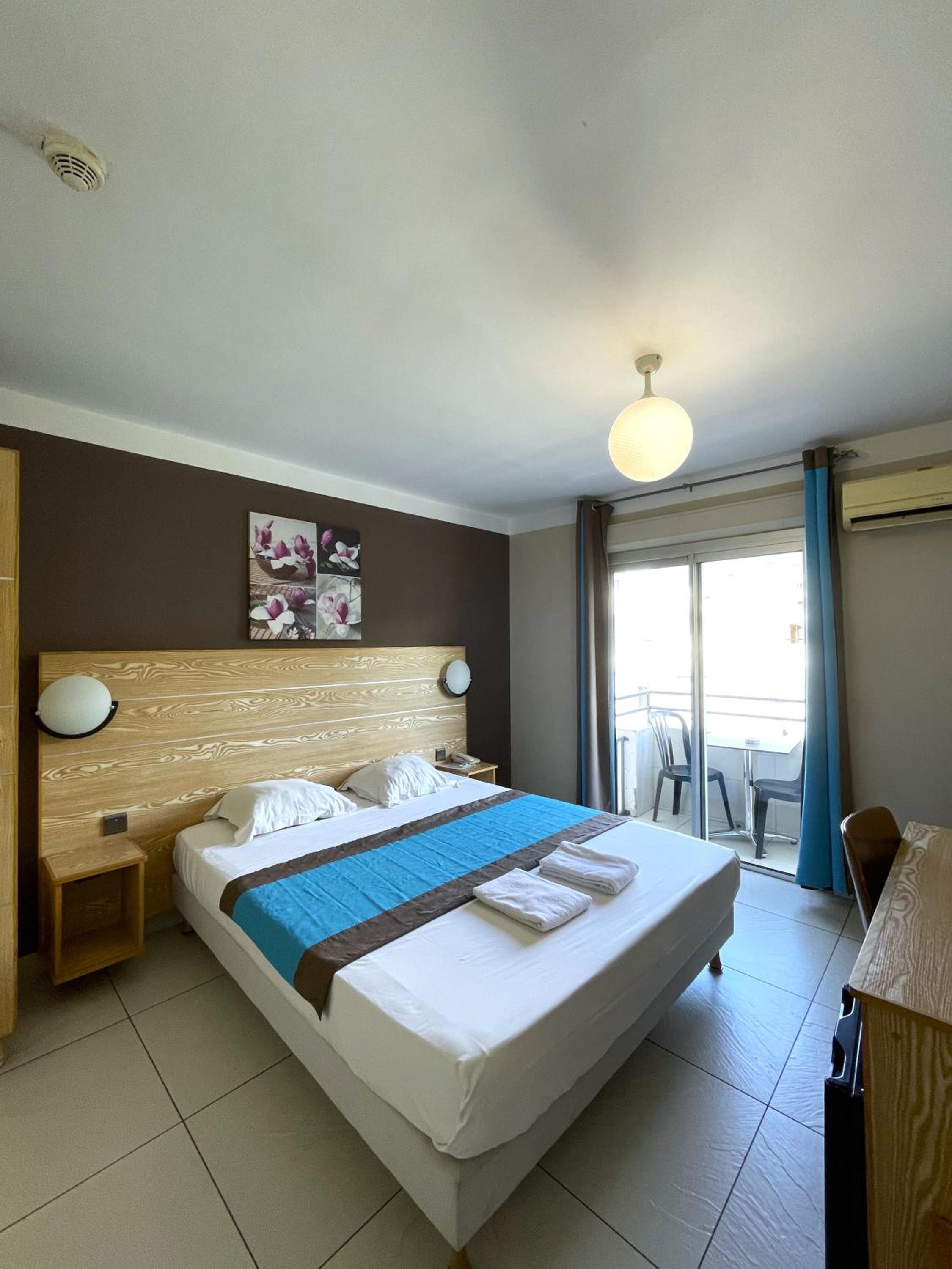 Double Room - Photo 1