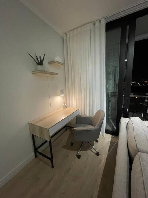 One-Bedroom Apartment photo 2