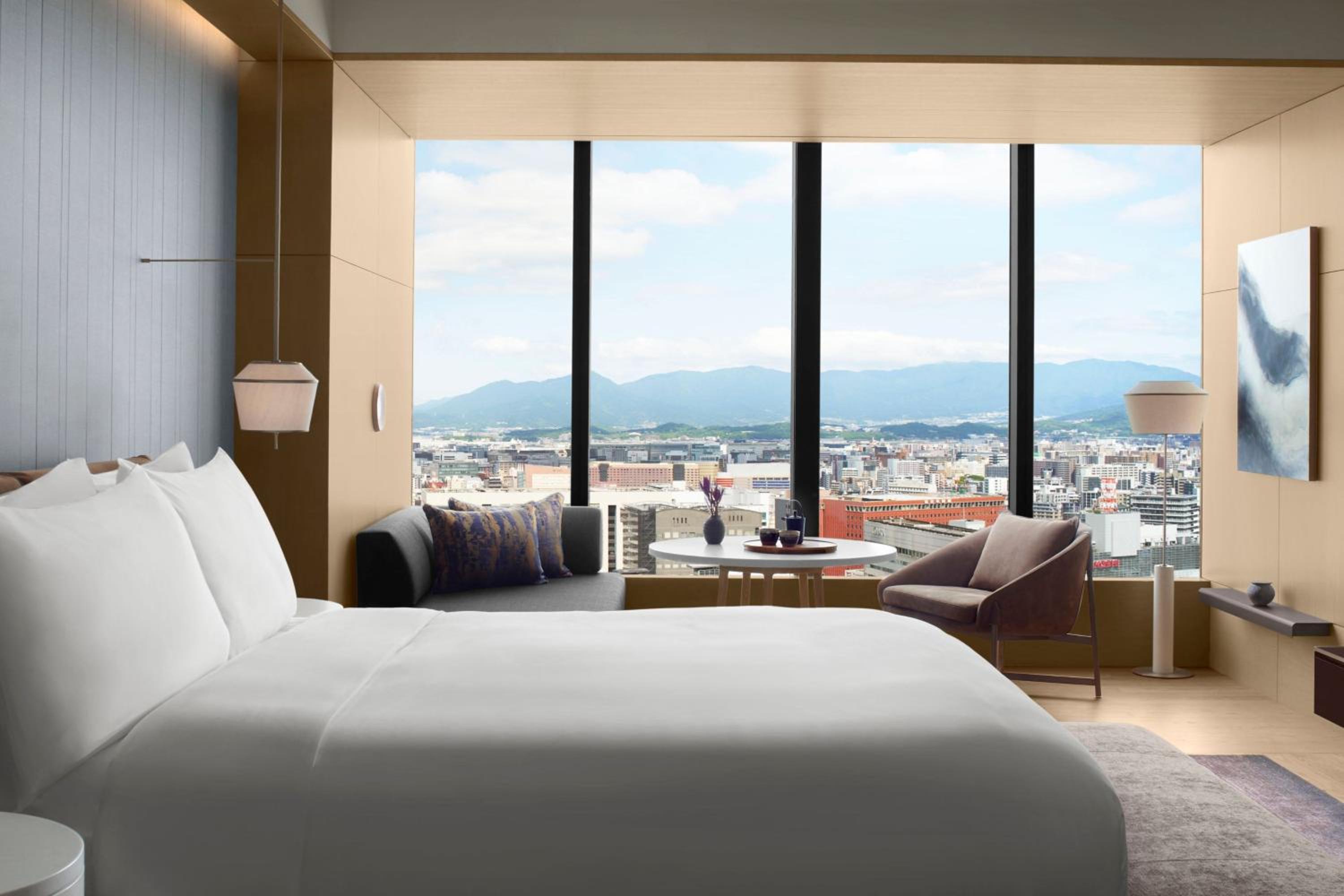 King Room with Skyline View - Photo 1