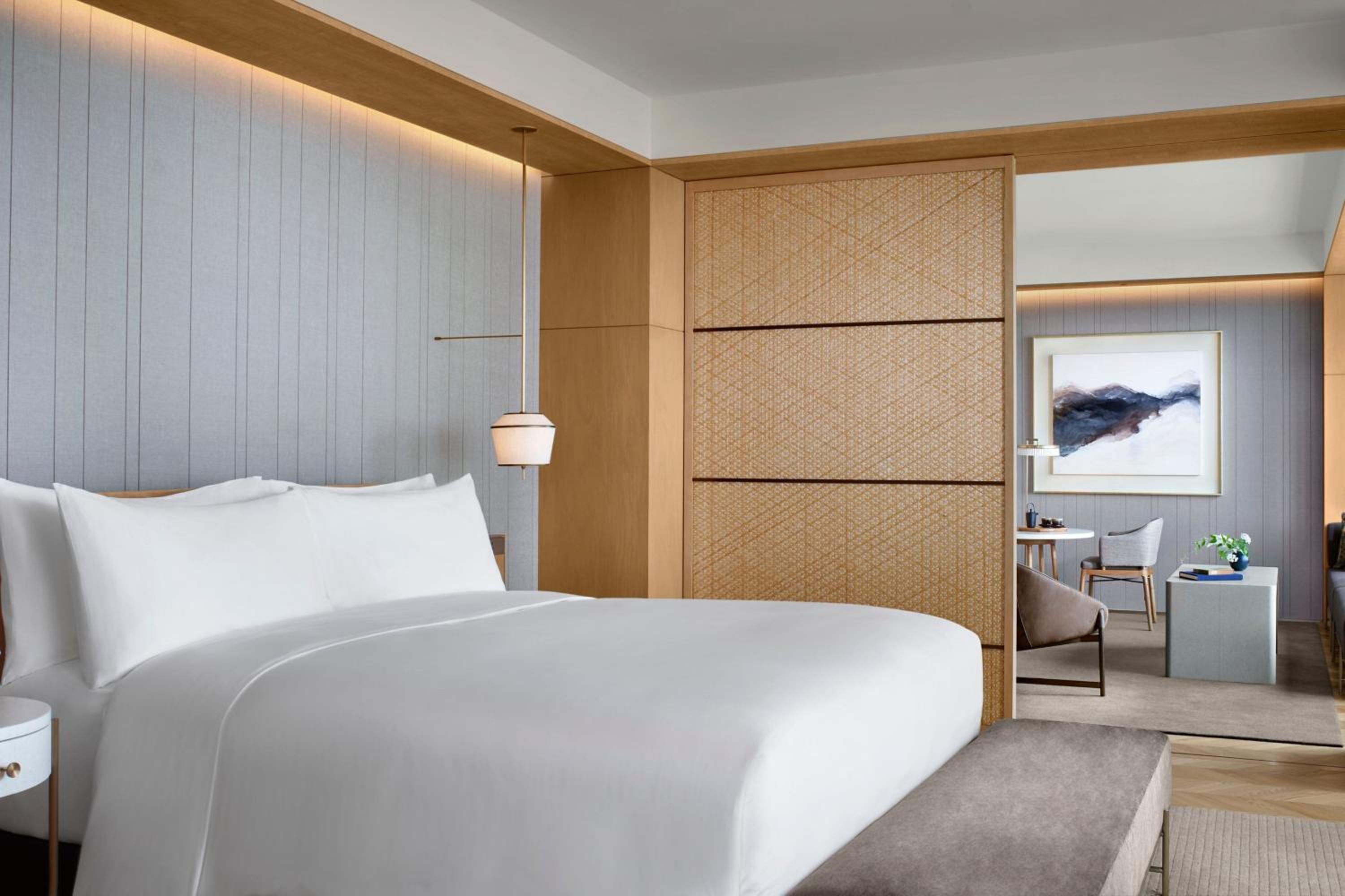 Deluxe Suite, Club lounge access, 1 Bedroom Suite, 2 Doubles - Photo 7