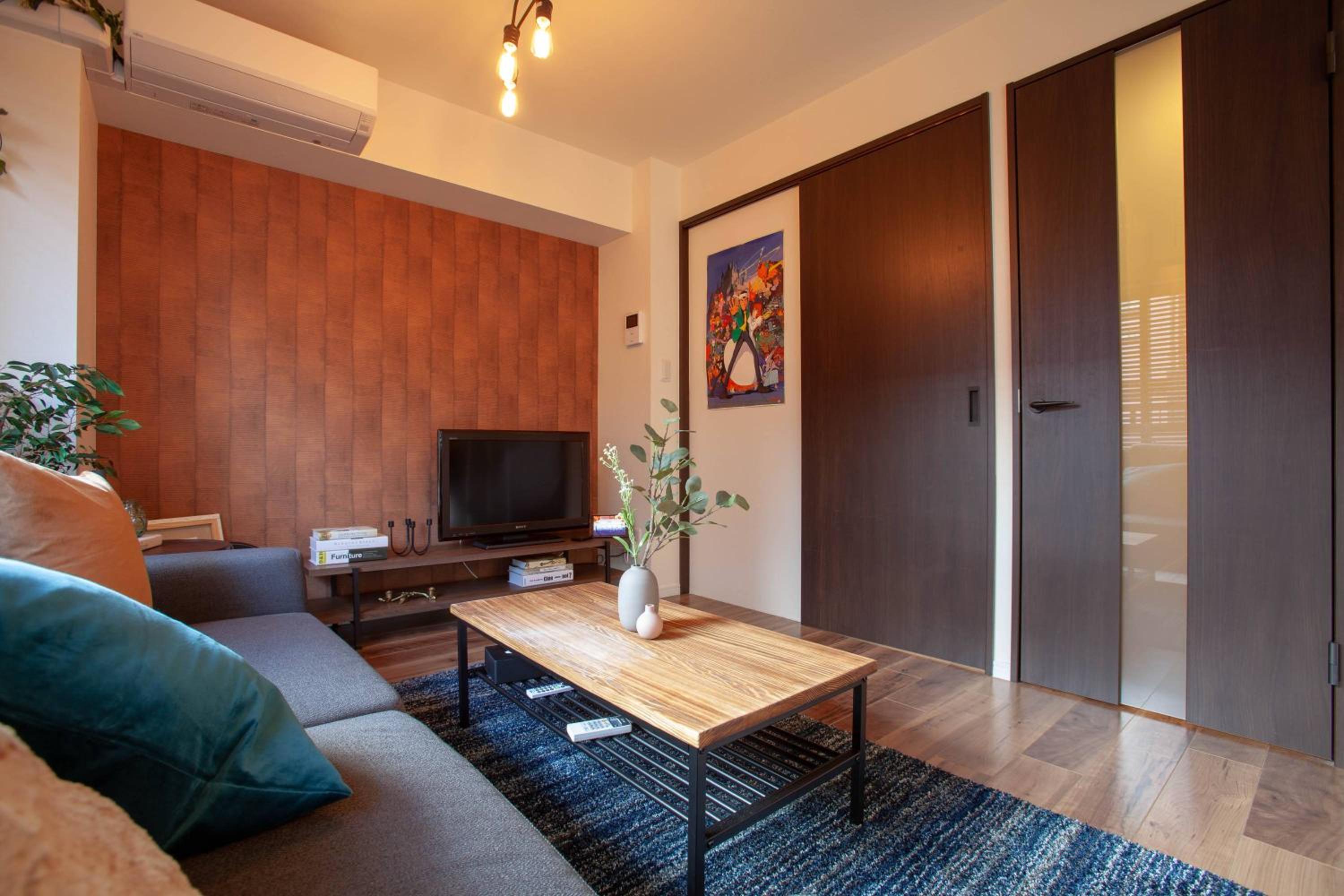 One-Bedroom Apartment photo 3