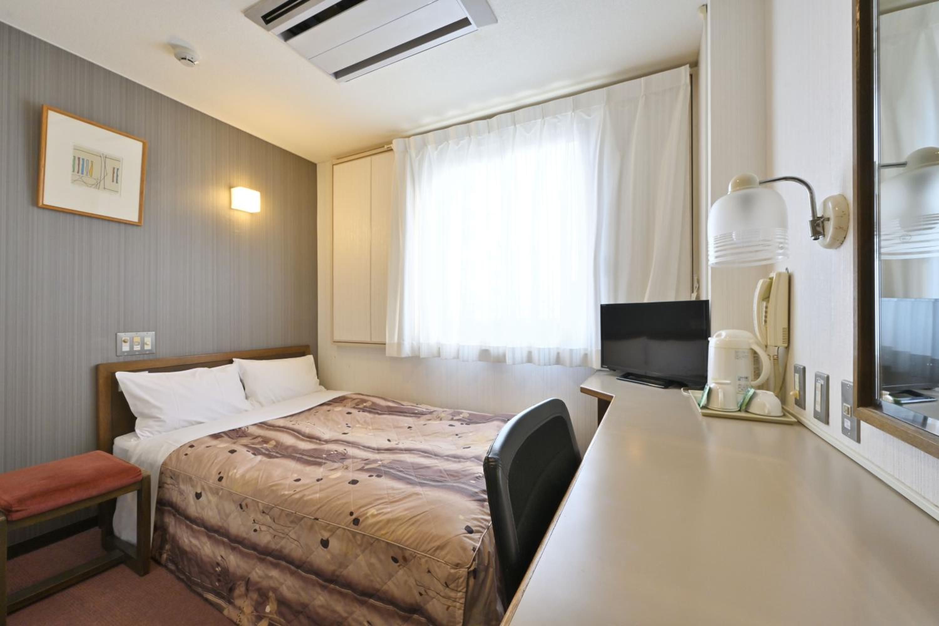 Double Room with Small Double Bed - Non-Smoking photo 1
