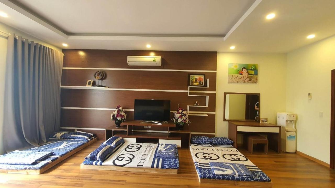 Family Room photo 2