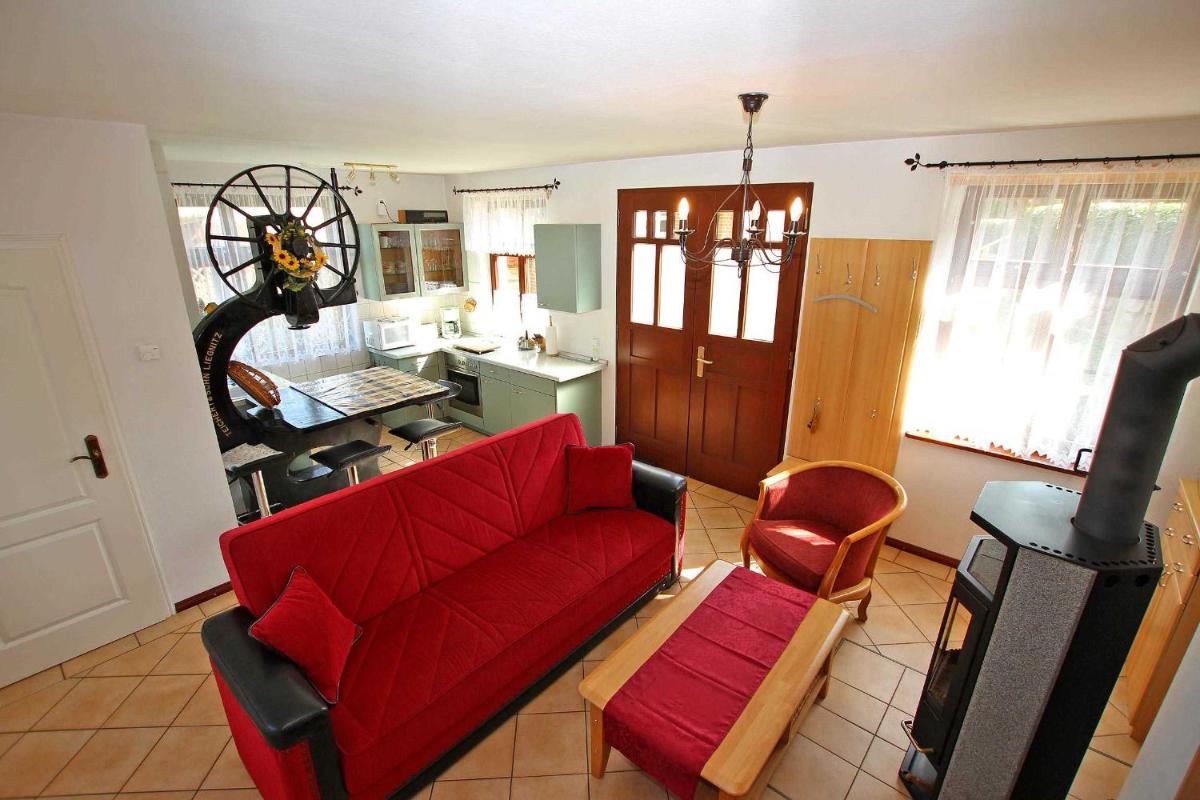 One-Bedroom House photo 3