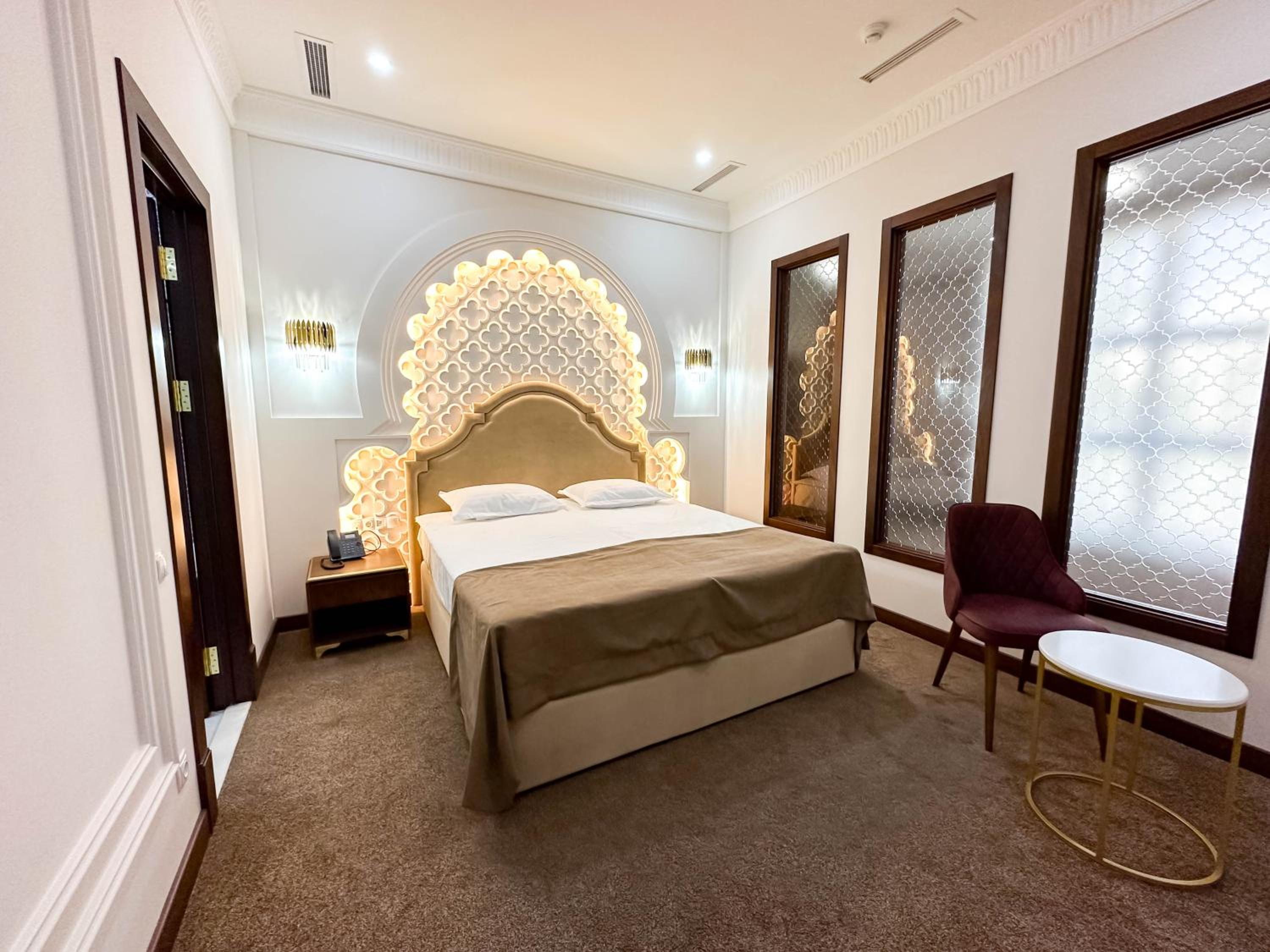 Deluxe Double Room - Photo 1