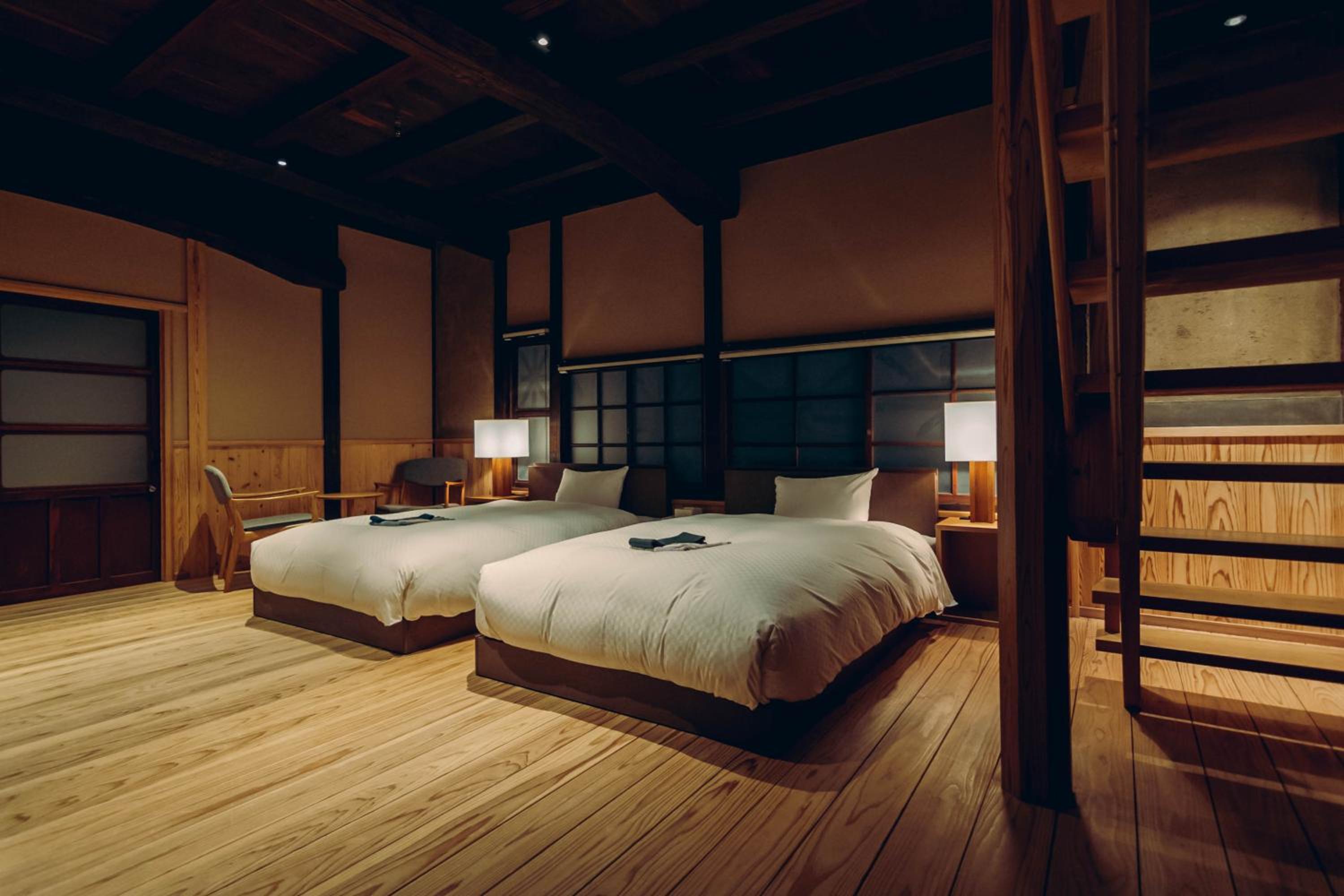Standard Twin Room - Photo 3