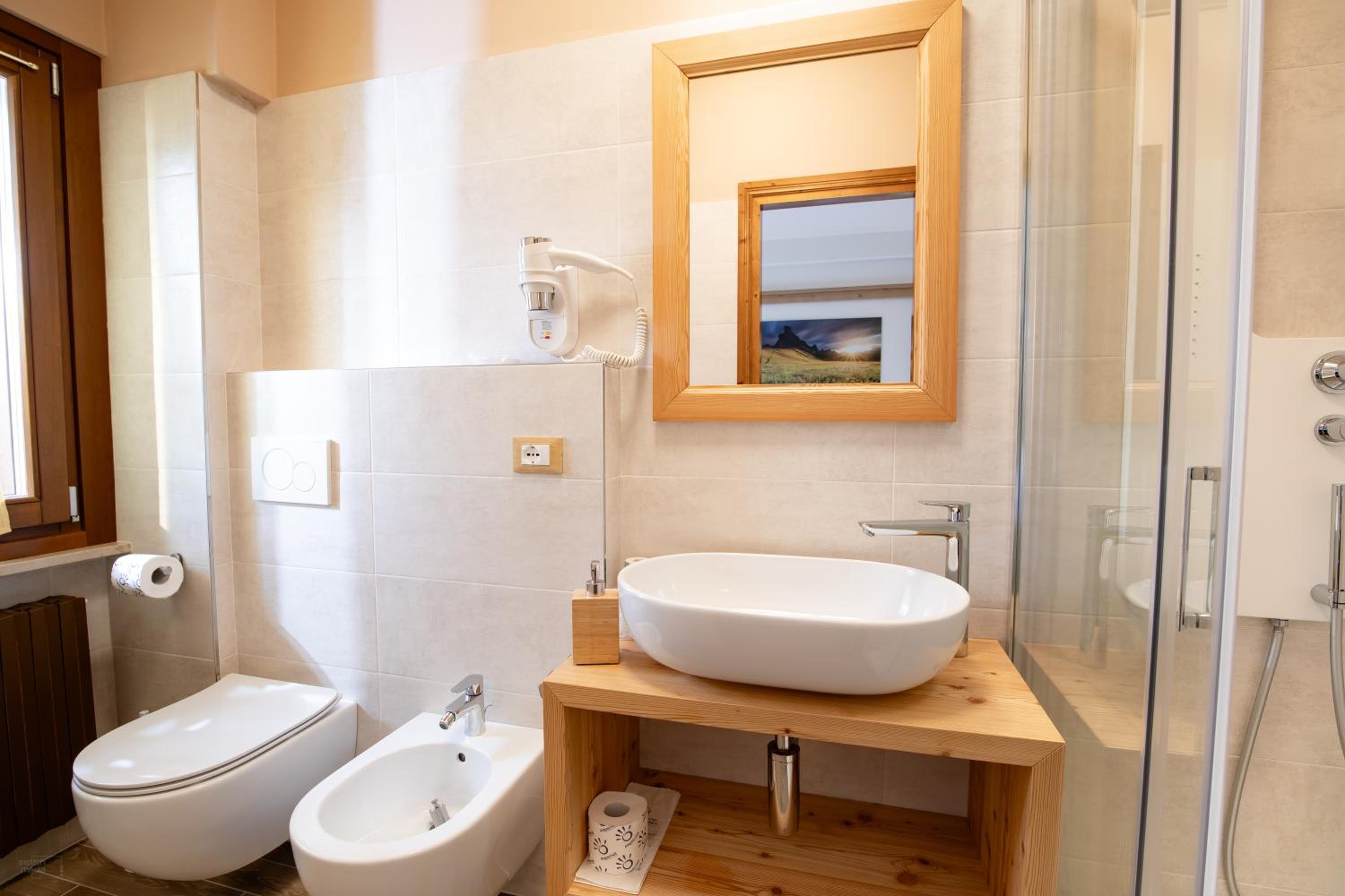 Luxury Triple Room - Photo 2
