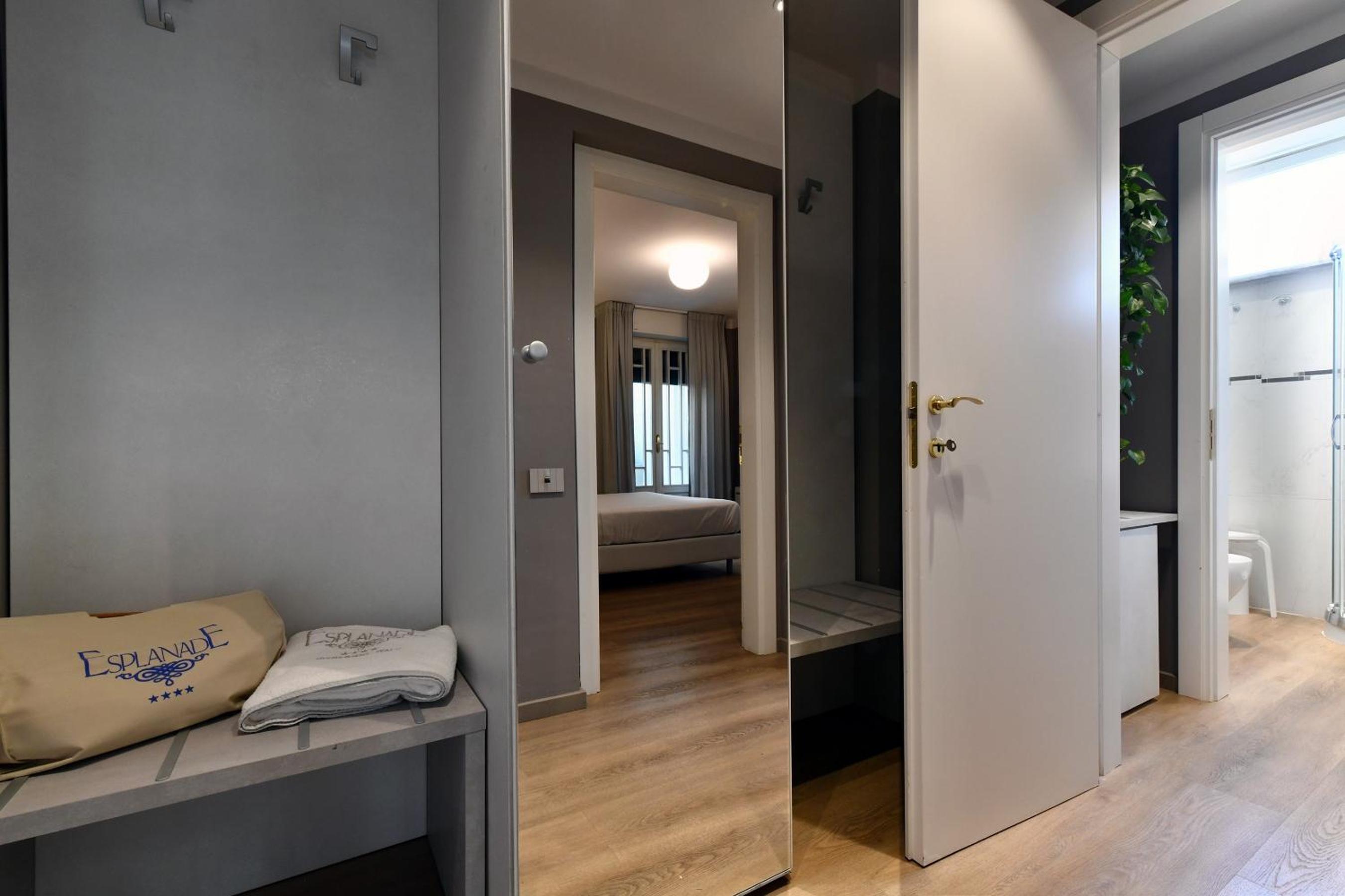 Deluxe Double Room with Spa Bath  - Photo 5