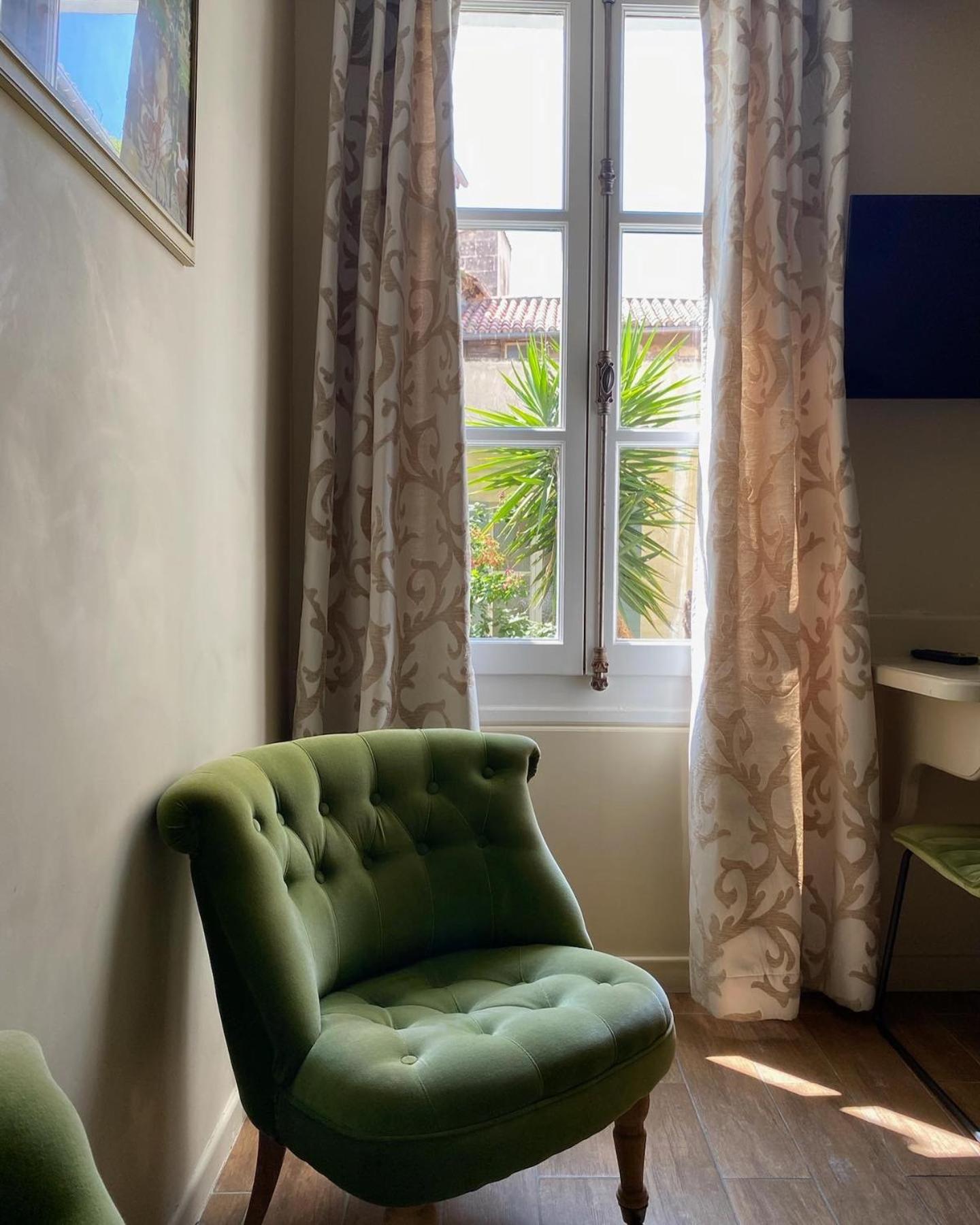 Double Room - Photo 22