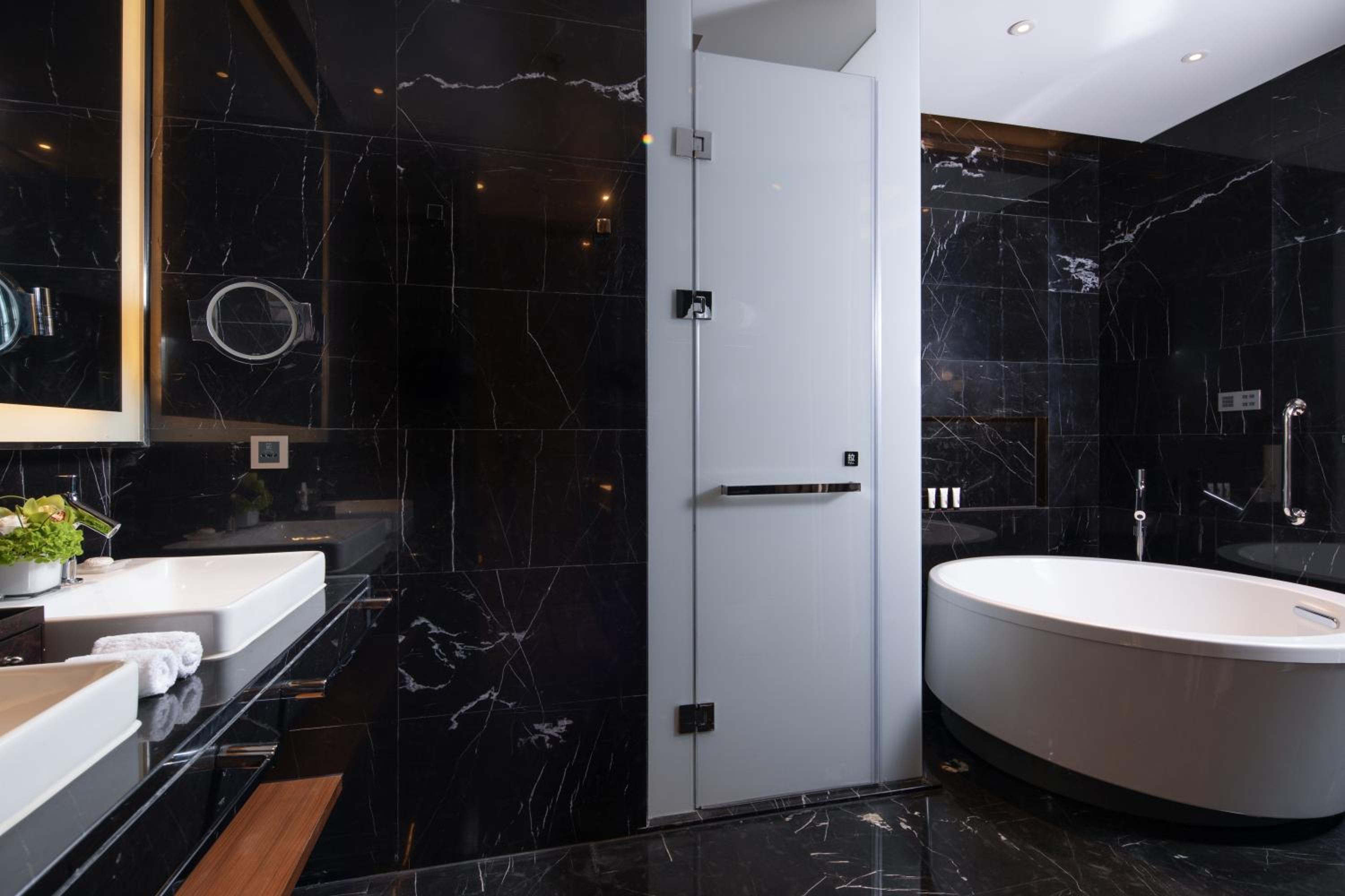 Premier Suite Room