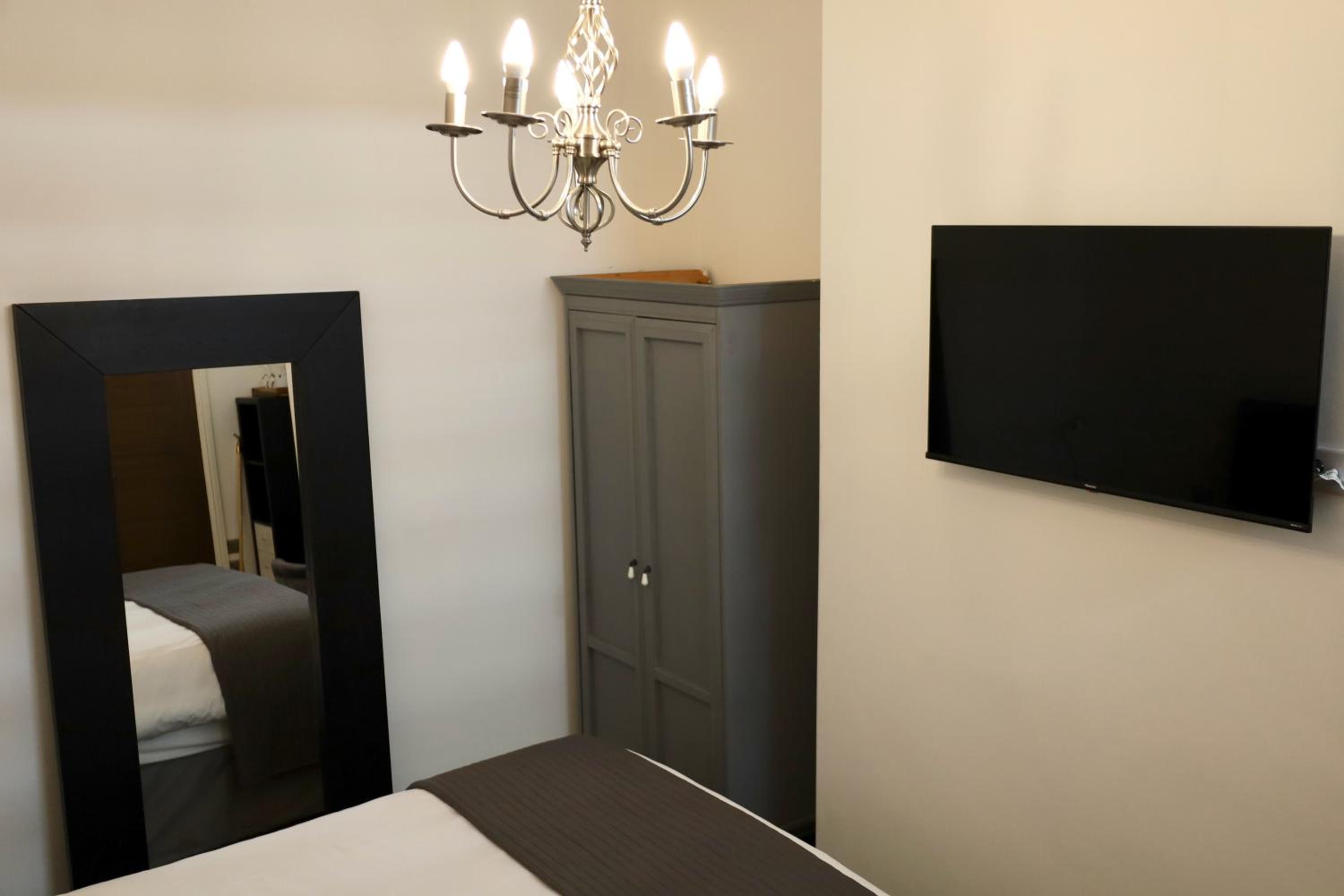 Deluxe Double Room photo 2