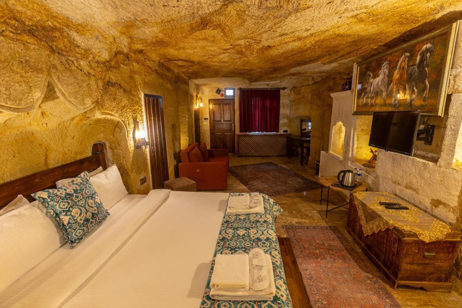 Superior King Room