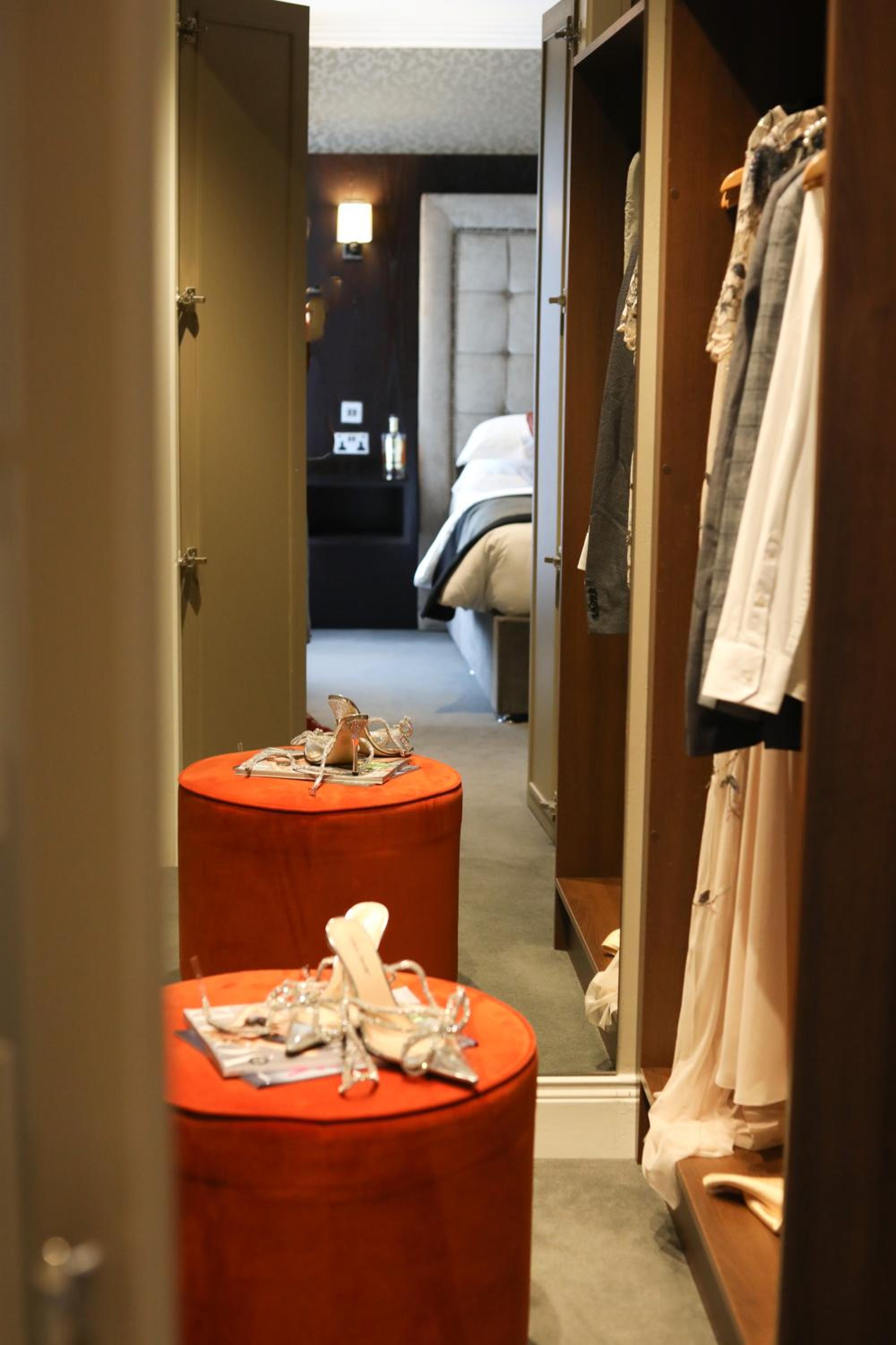 Deluxe Junior Suite - Photo 5