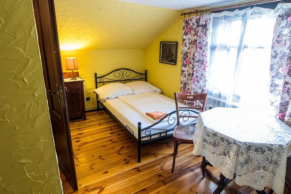 Large Double or Twin Room