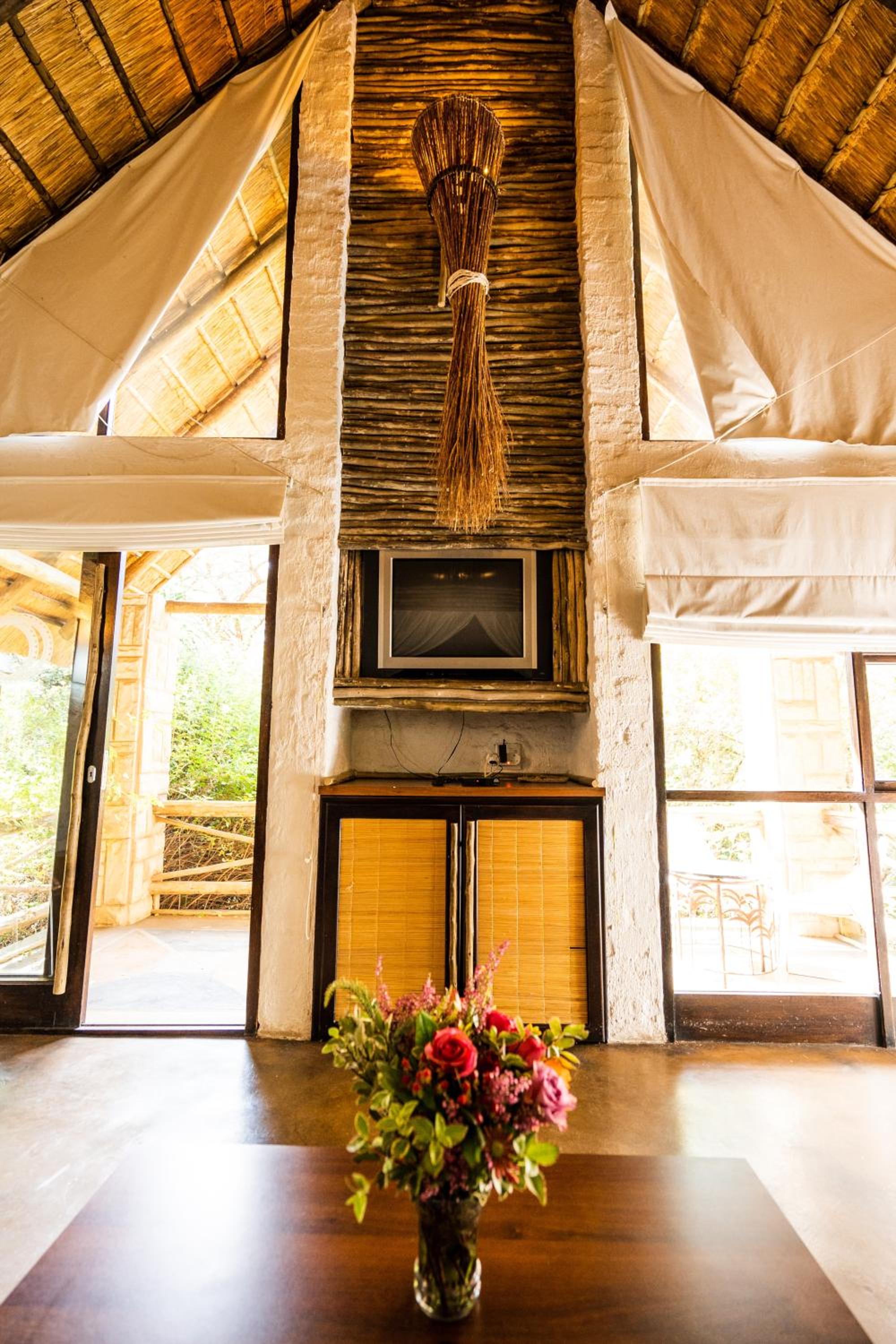 Junior Suite With Garden View photo 2