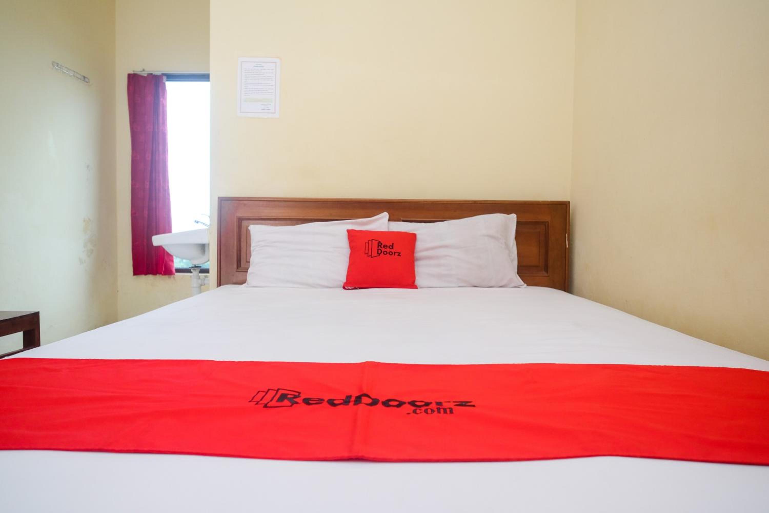 Standard Double Room - Photo 1