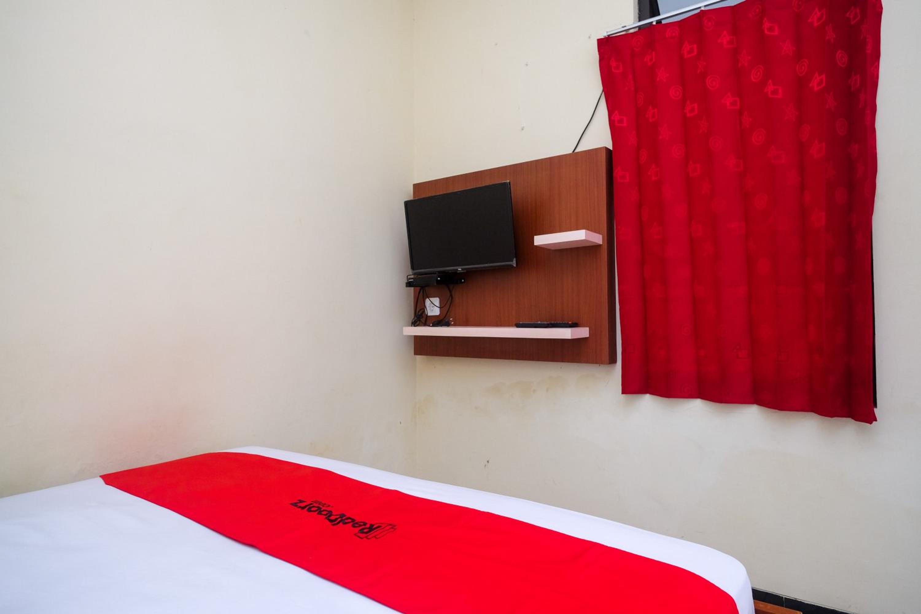 Standard Double Room - Photo 4