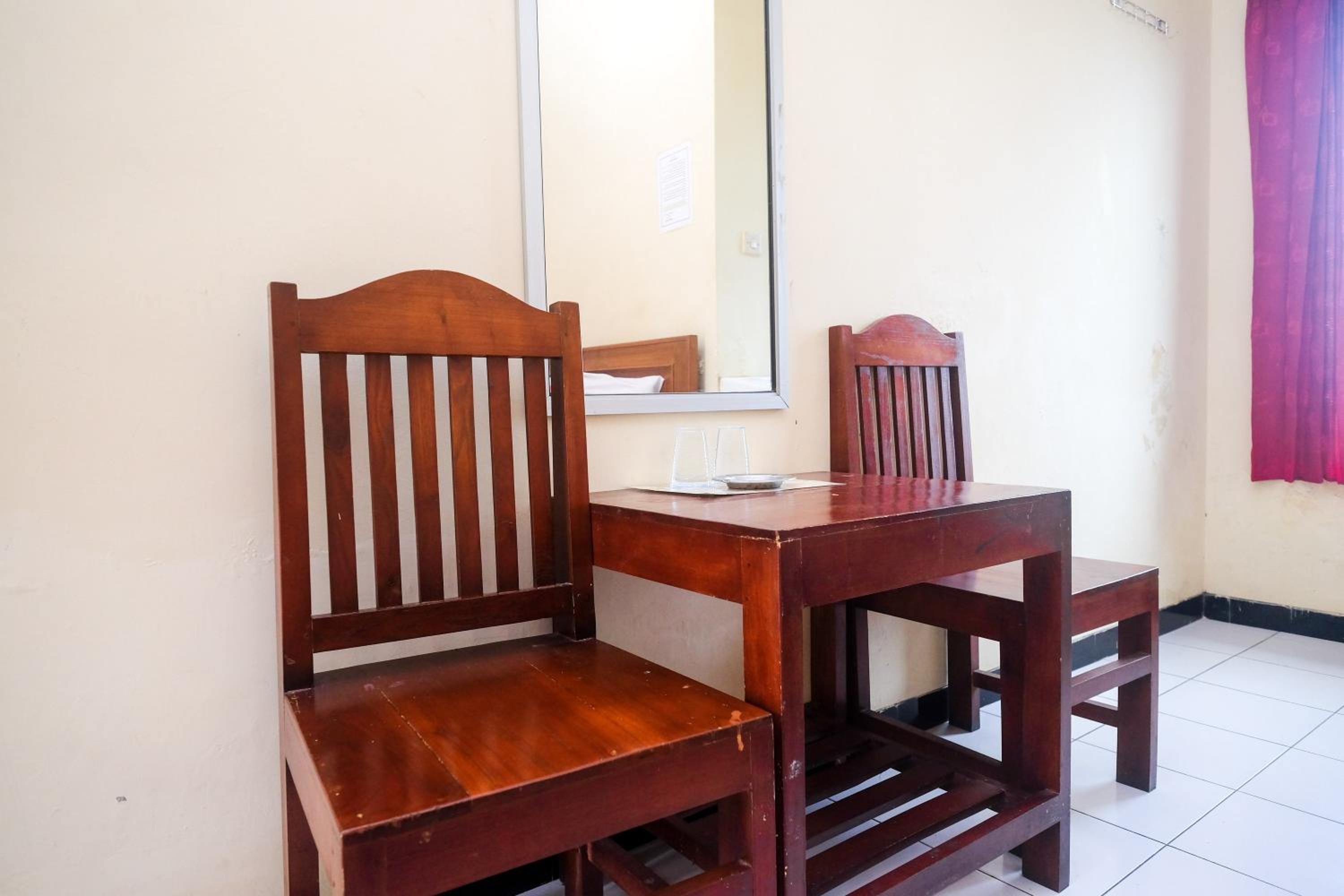 Standard Double Room - Photo 2