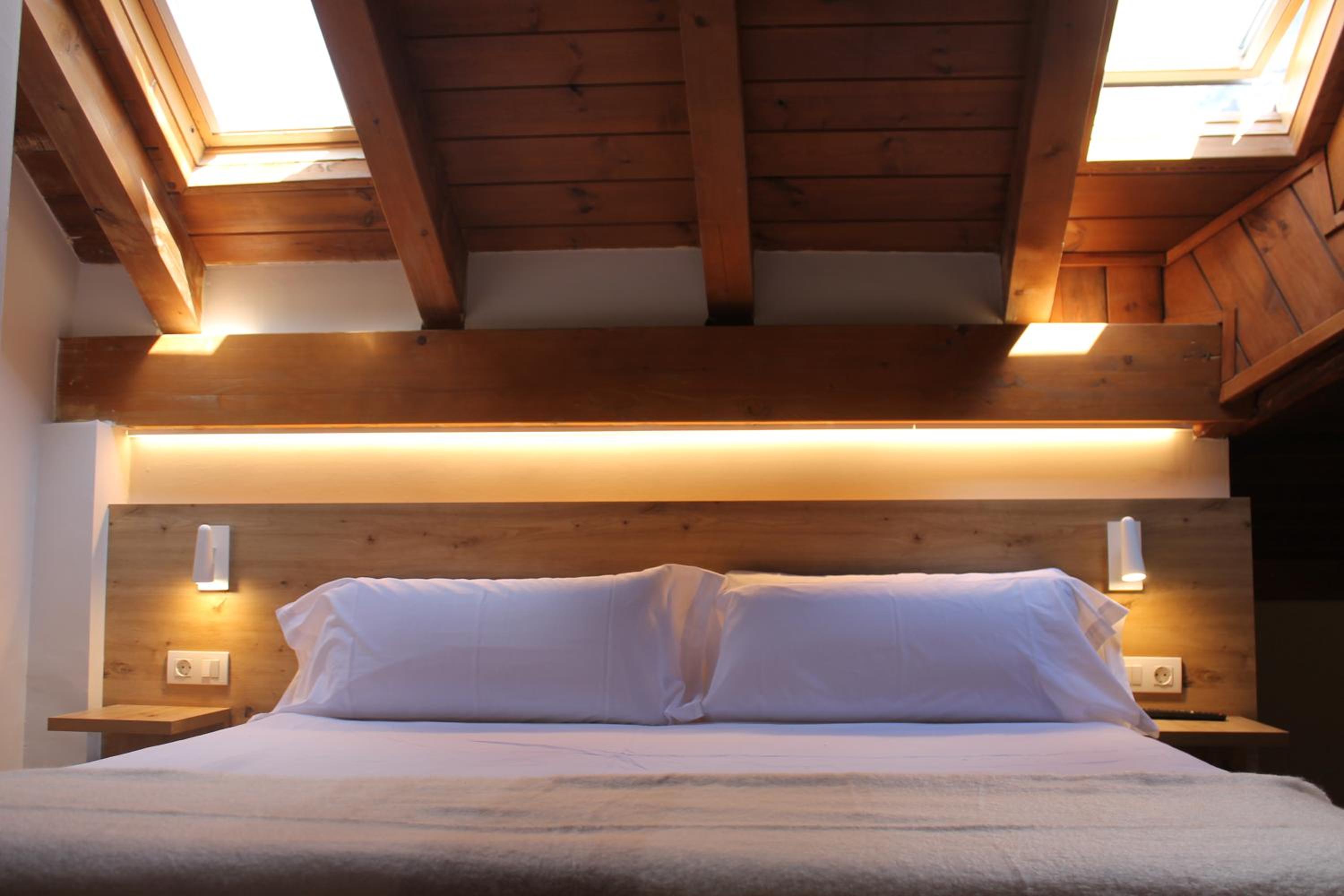 Habitación Doble con Sofá Cama